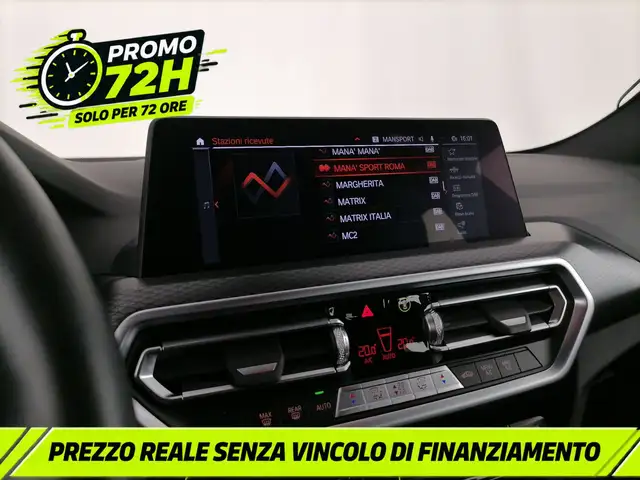BMW X4 view 18