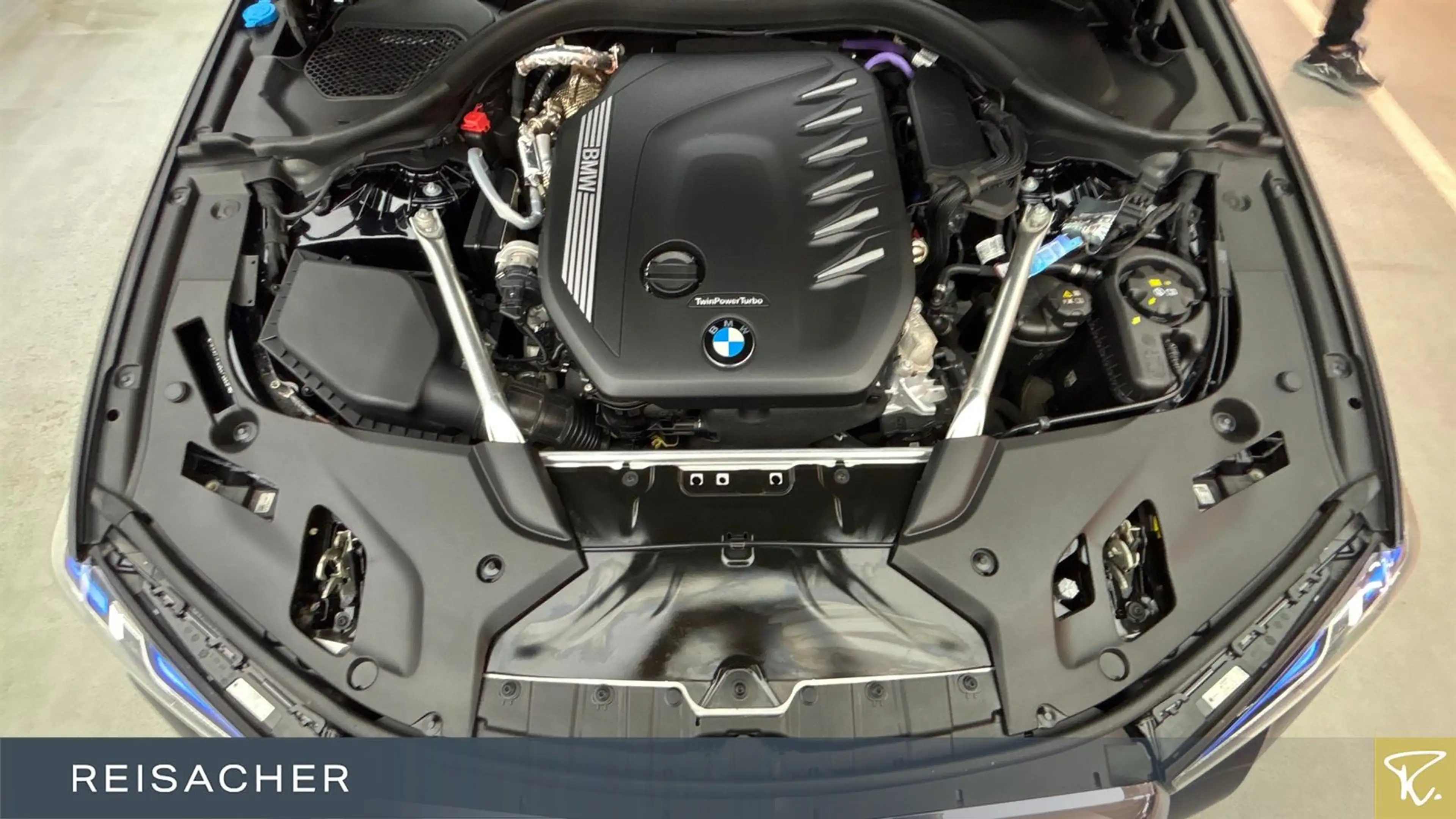 BMW 540 d A xDrive Tou M-Sport IAL KomfSi+Mem DAProf — photo 7