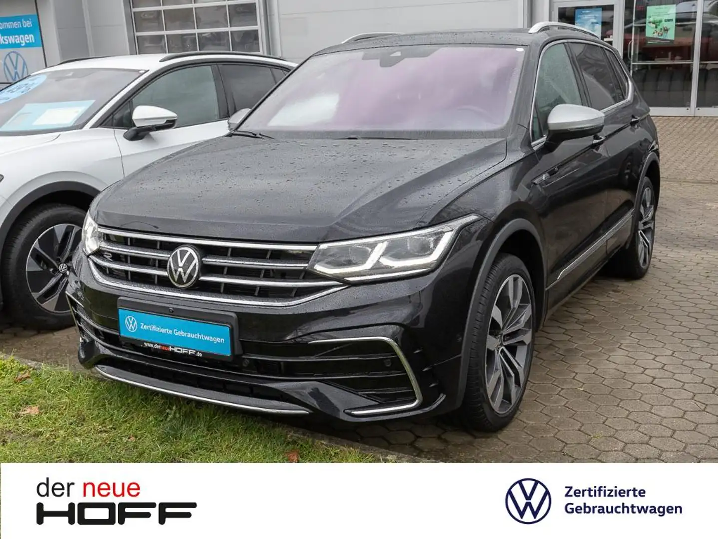 Volkswagen Tiguan Allspace 2.0 TDI DSG 4Motion R-Line Panorama Standheizung A Schwarz - 1