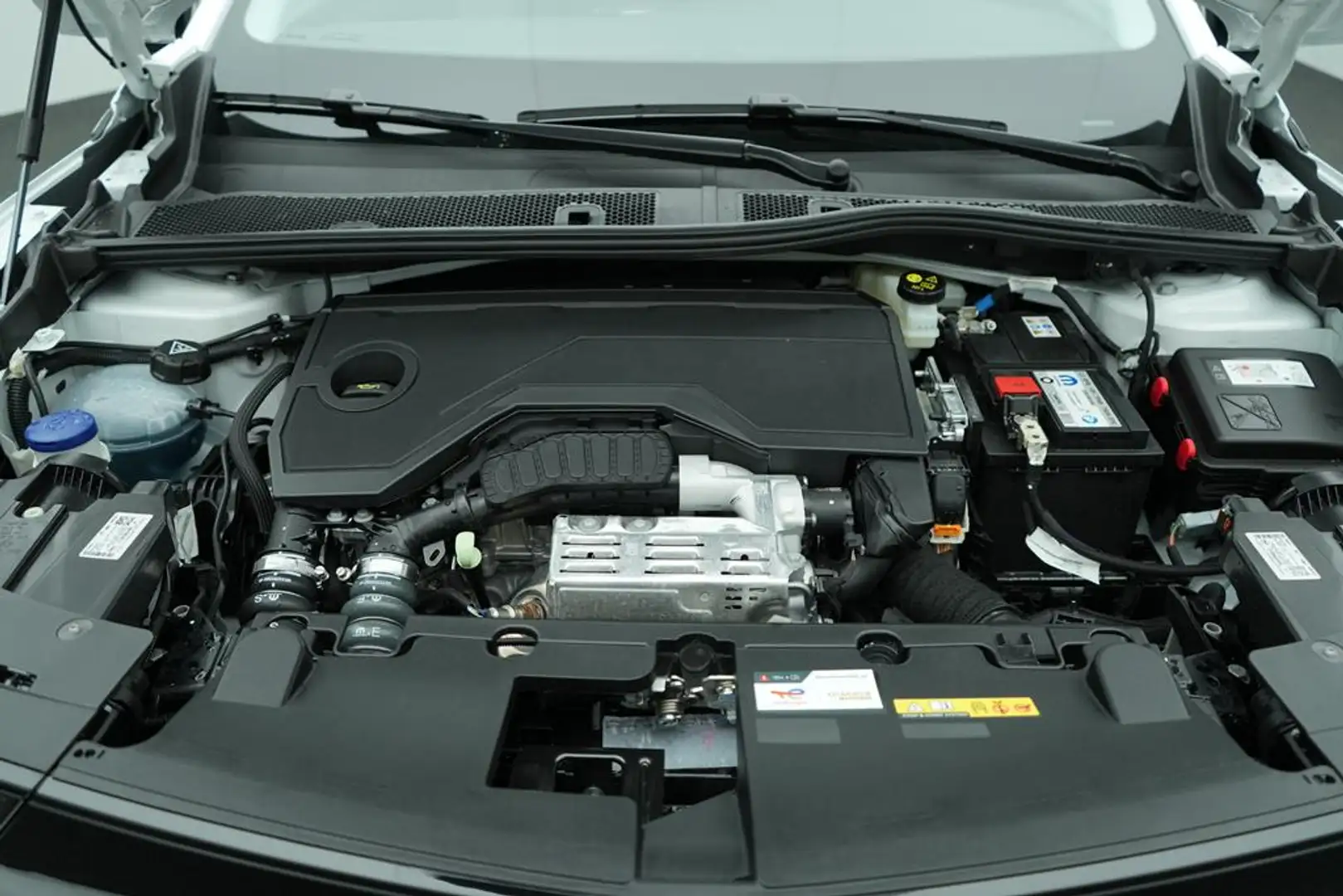 Opel Mokka Elegance 1.2 Direct Injection Turbo 74 kW (100 PS) Wit - 2