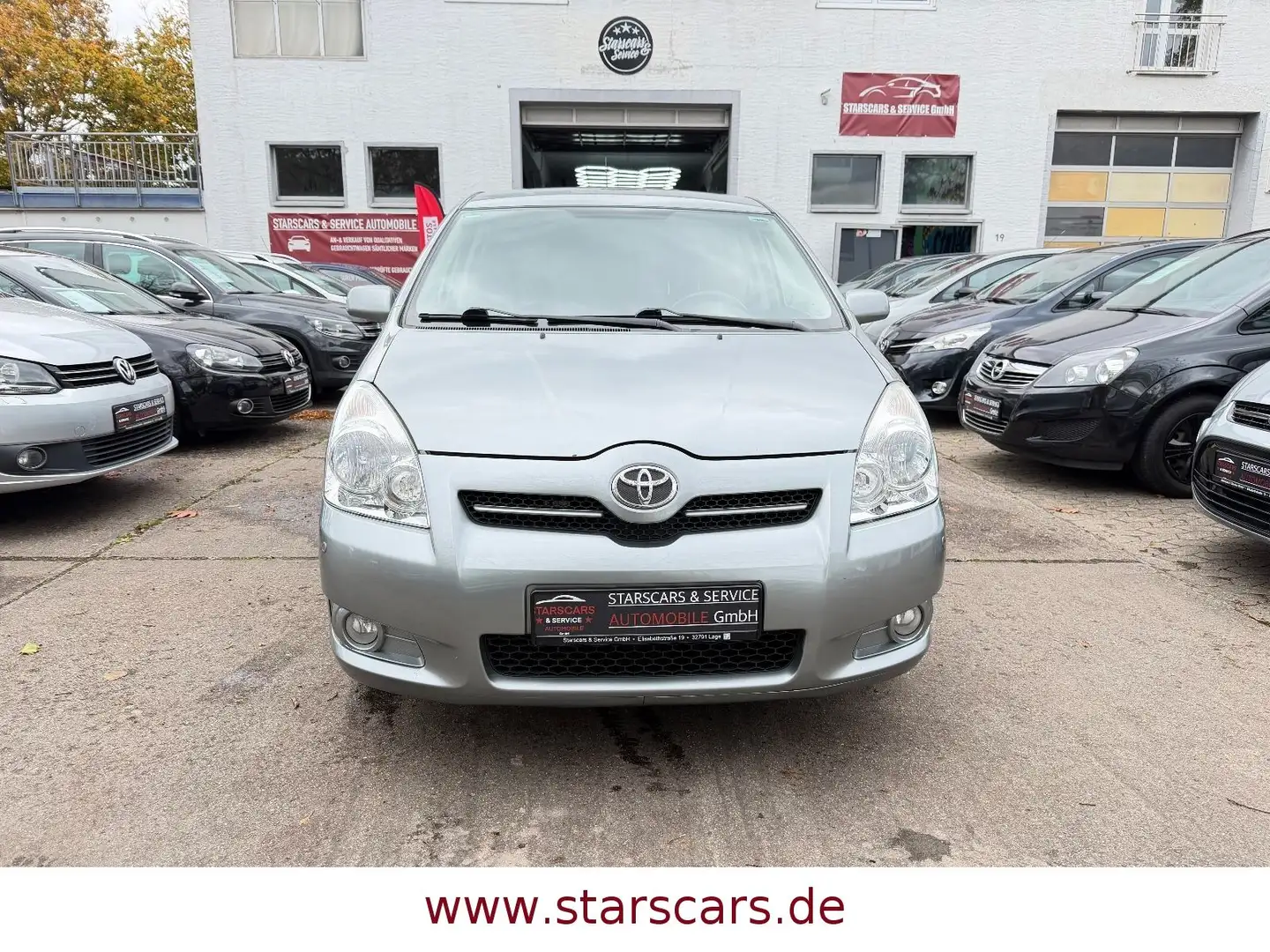 Toyota Corolla Verso Corolla-Verso 1.8*TEAM*2.HAND*KLIMA*PDC*7-SITZER Silber - 2