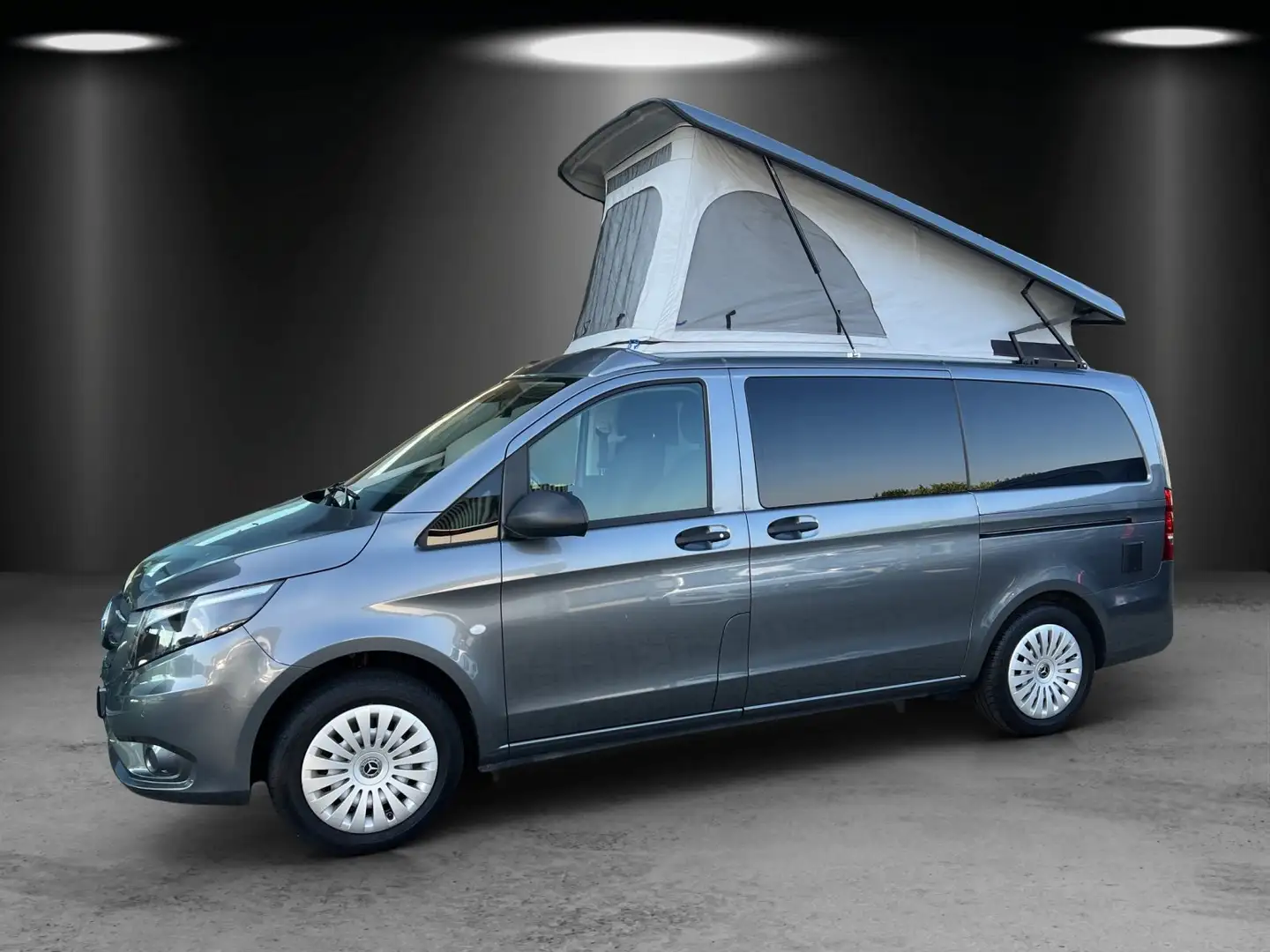 Mercedes-Benz Vito 119 d 4M Tourer Pössl Campstar AHK Grijs - 2