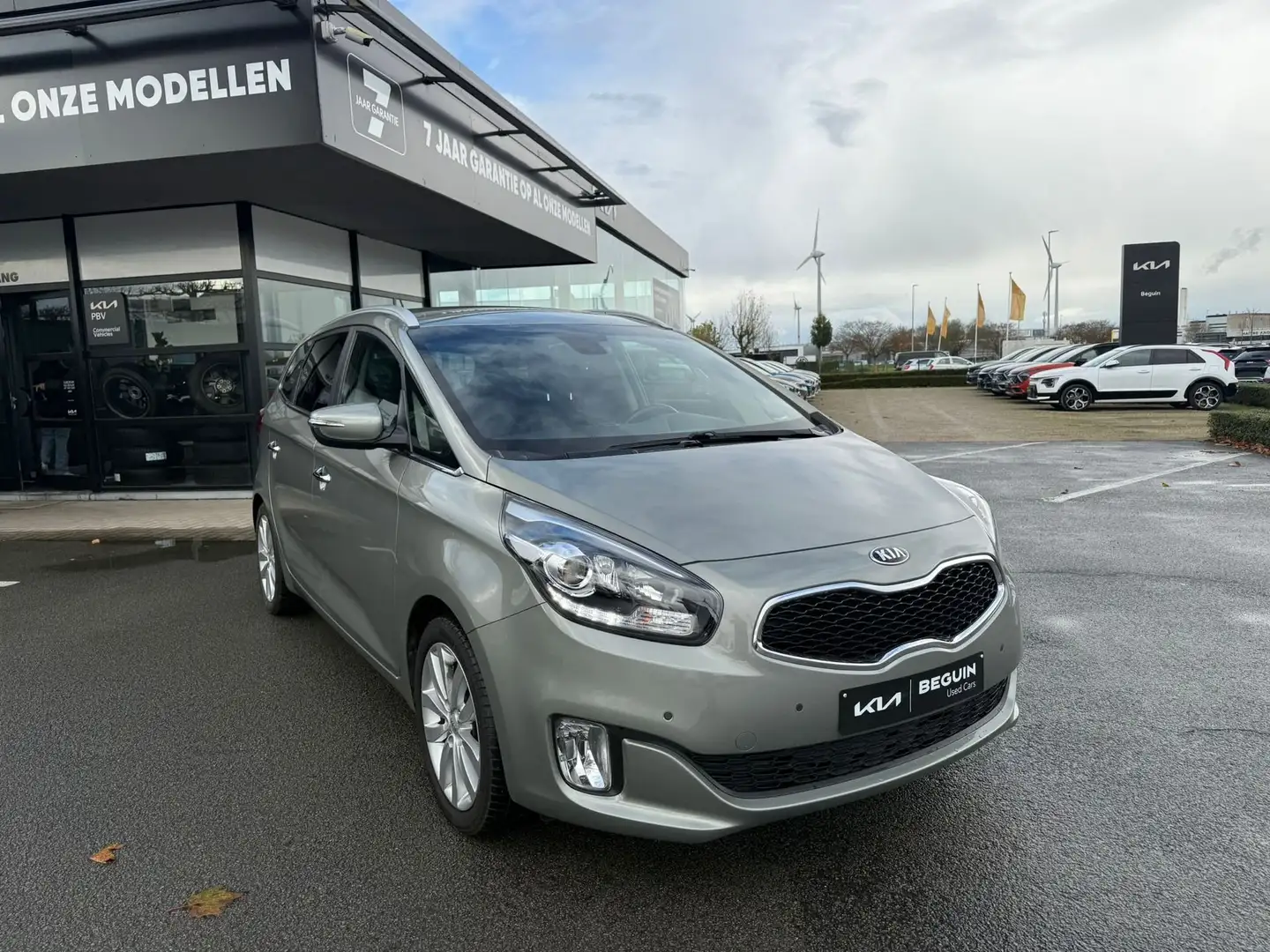 Kia Carens 1.6 FUSION - 7 ZITPLAATSEN - NAVIGATIE - TREKHAAK Gris - 2