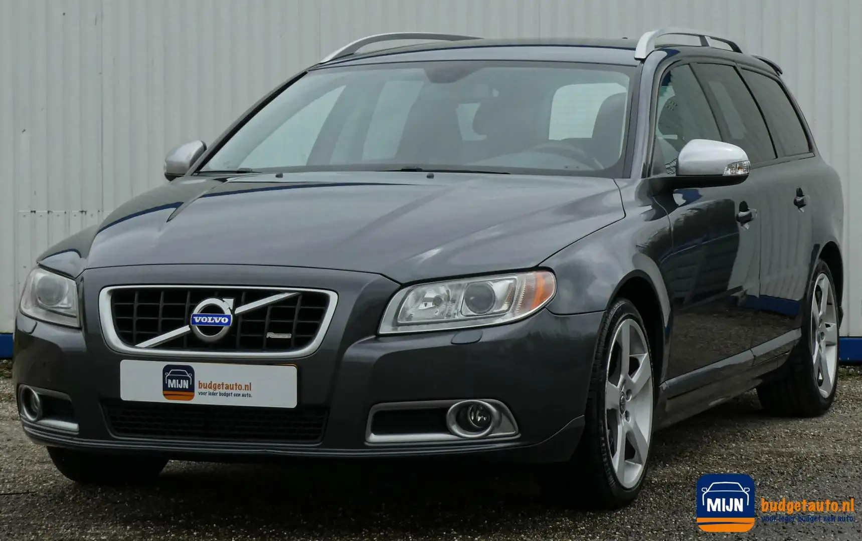 Volvo V70 2.0T R-Edition Grigio - 1