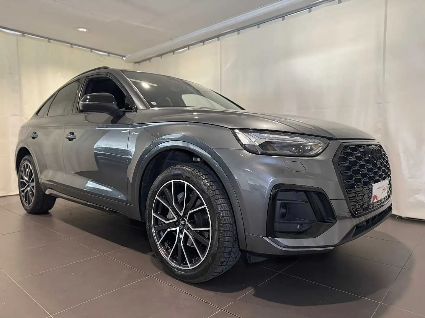 Audi Q5 2ª serie SPB 40 TDI quattro S tronic Identity Blac Grijs - 1