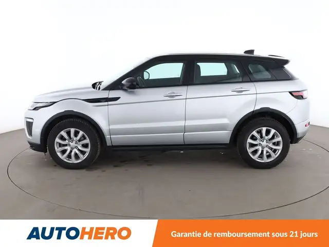 Land Rover Range Rover Evoque view 3
