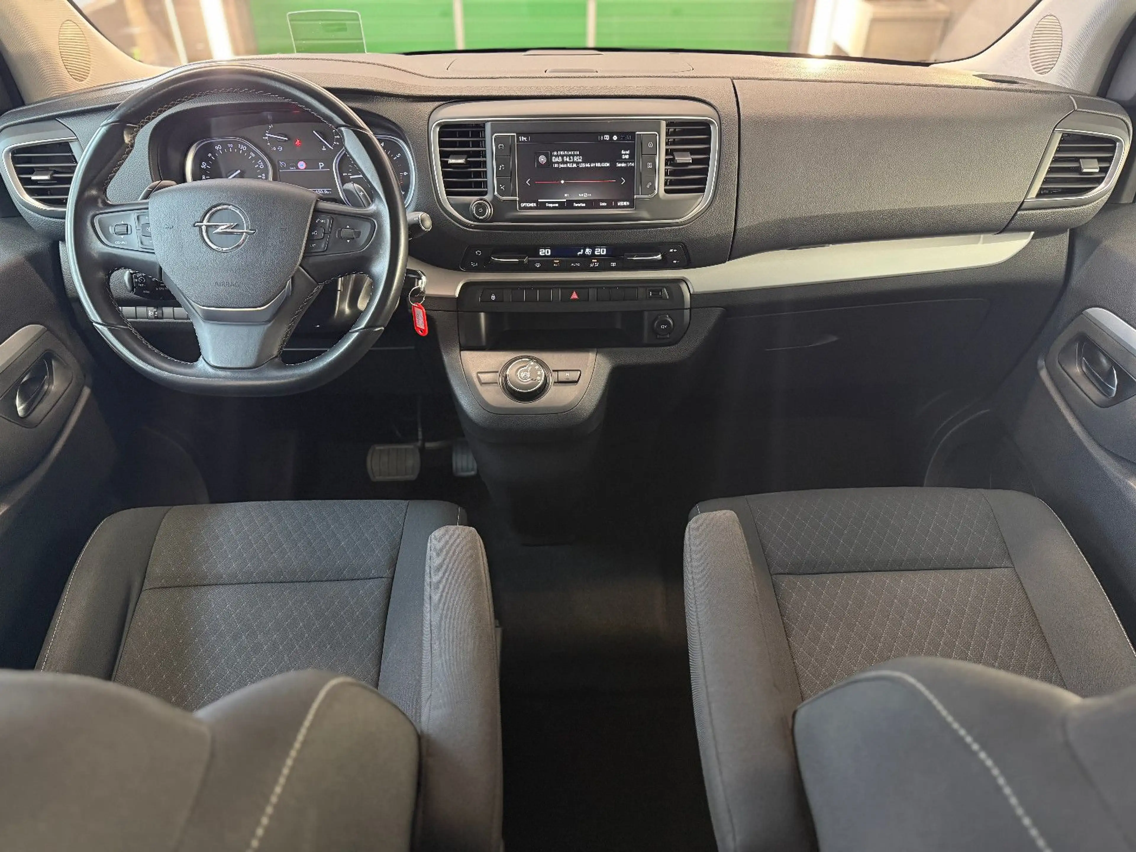 Opel Zafira Life Edition 5 J. Garantie 8 SITZE AHK — photo 5