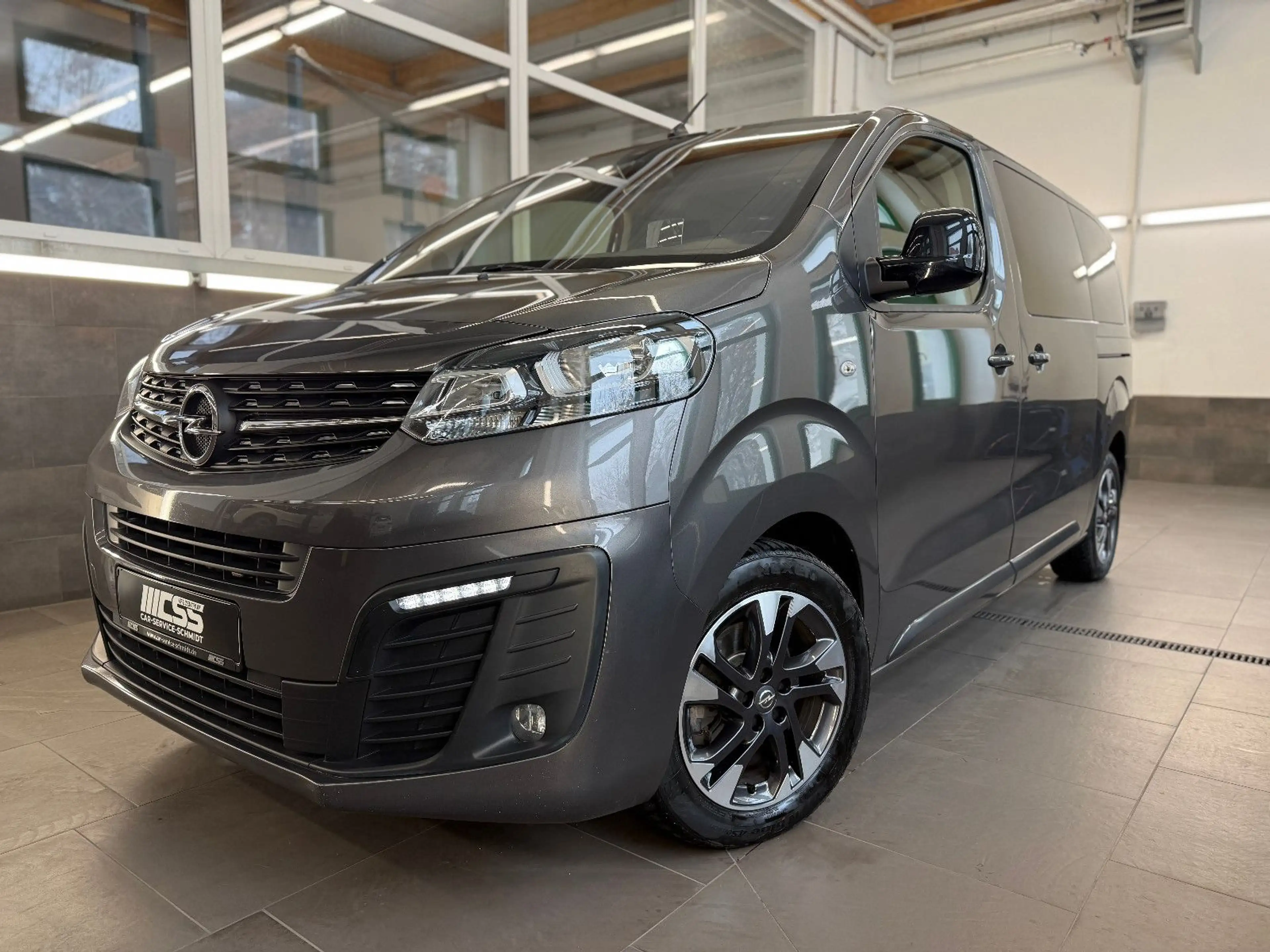 Opel Zafira Life Edition 5 J. Garantie 8 SITZE AHK