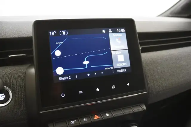 Renault Clio view 9