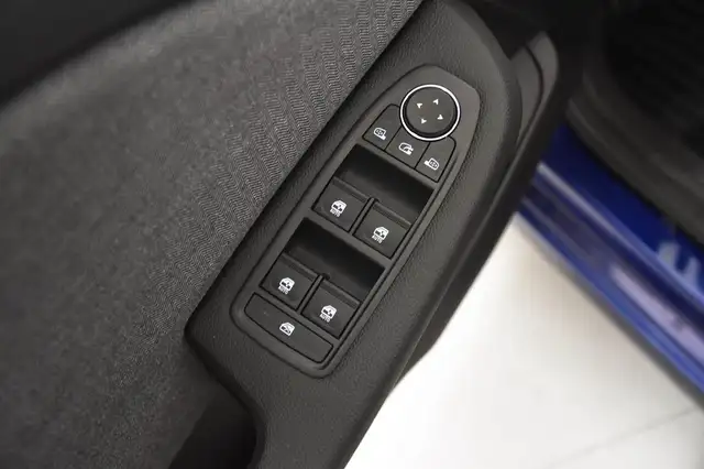 Renault Clio view 13