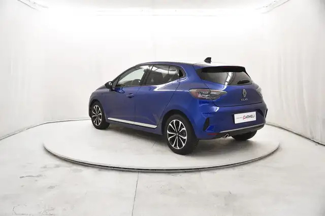 Renault Clio view 3