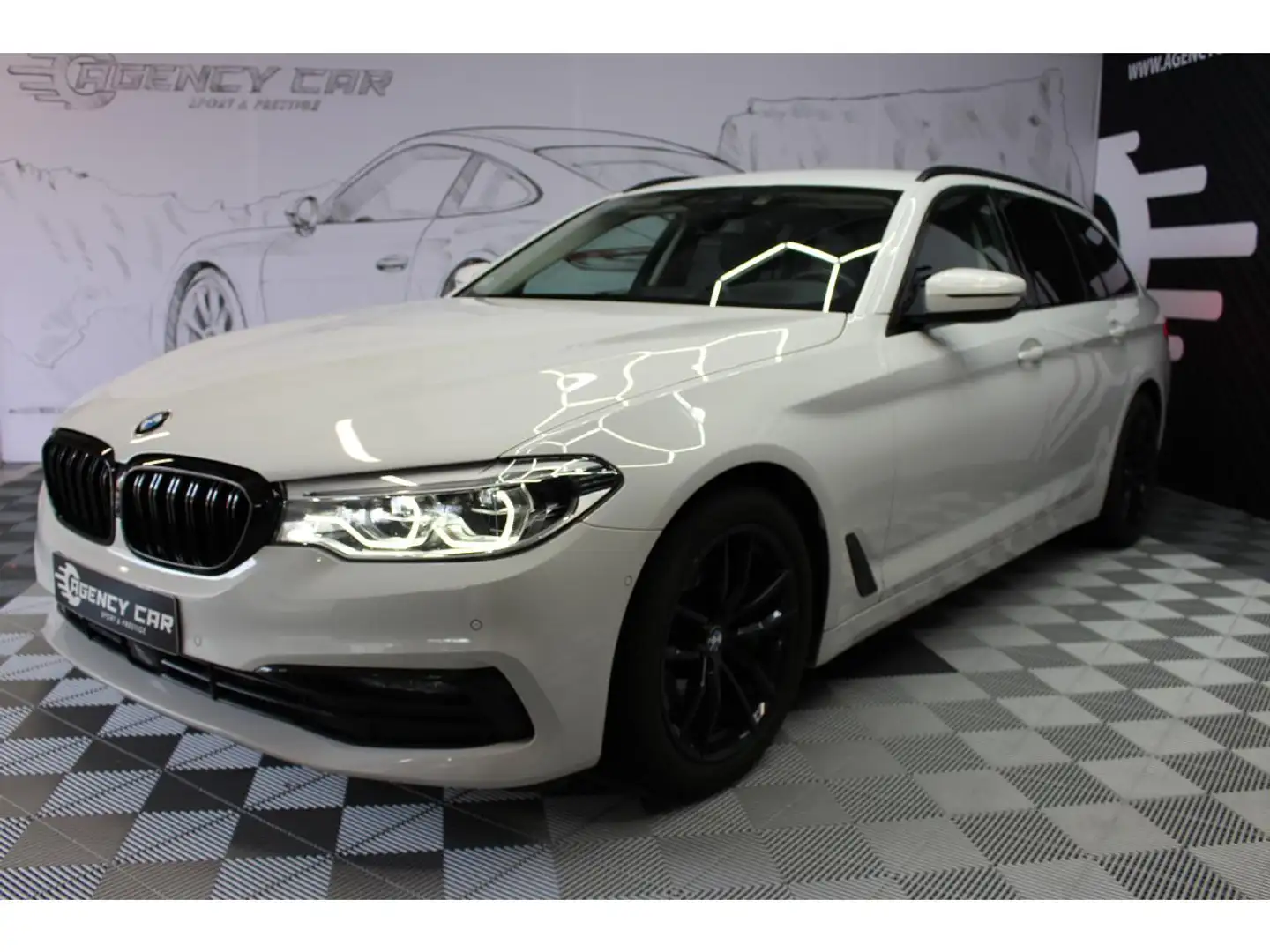 BMW 540 540d - G31 - XDrive M Sport TOURING Blanc - 2