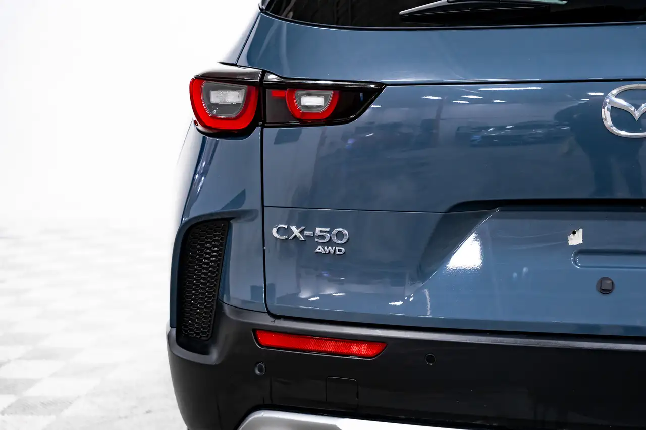 Mazda CX-50 снимка Mazda CX-50