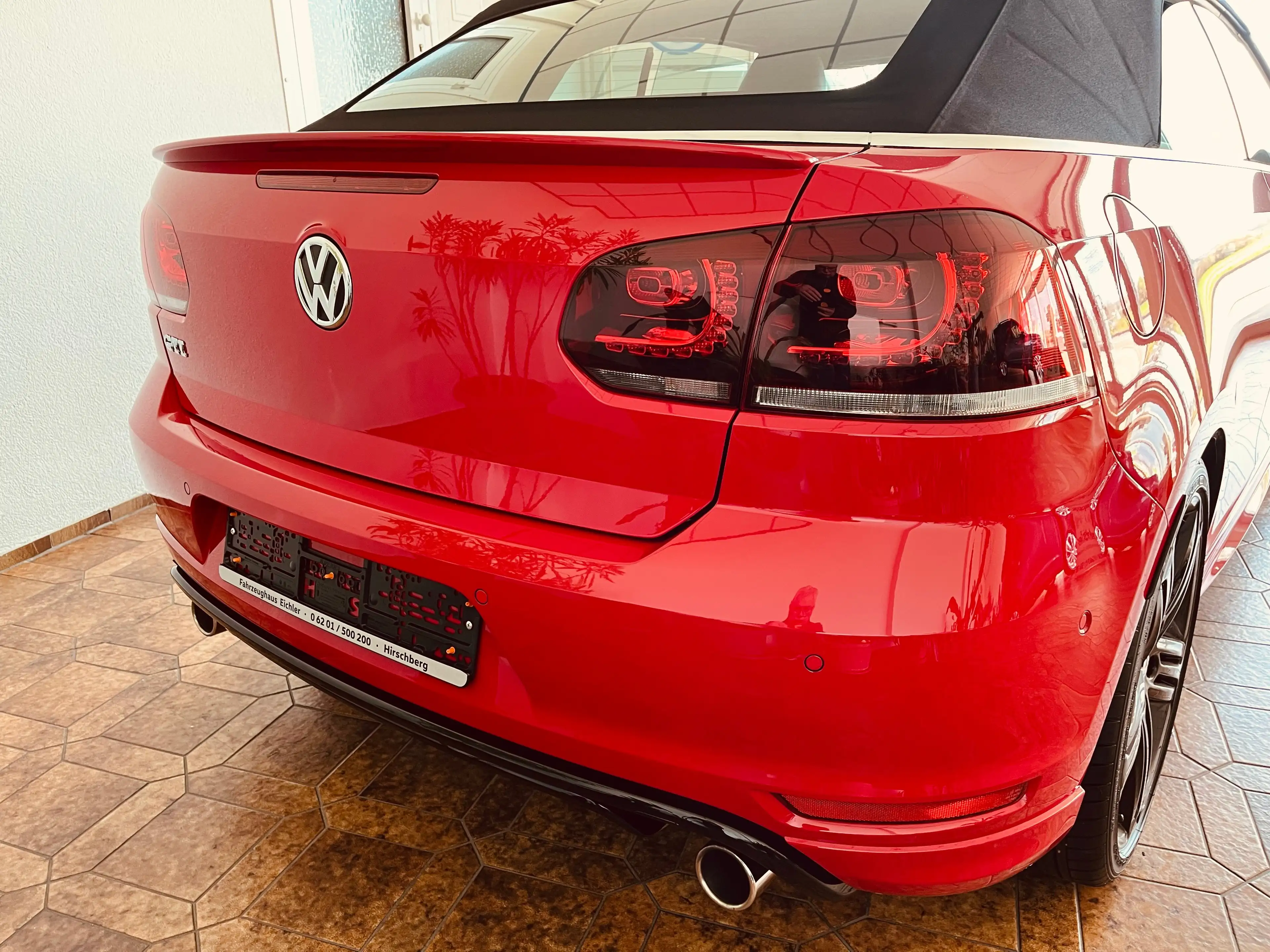 Volkswagen Golf Cabriolet GTI*DSG*LAST EDITION*220PS*DCC*LEDER*NAVI*KAMERA* — photo 4