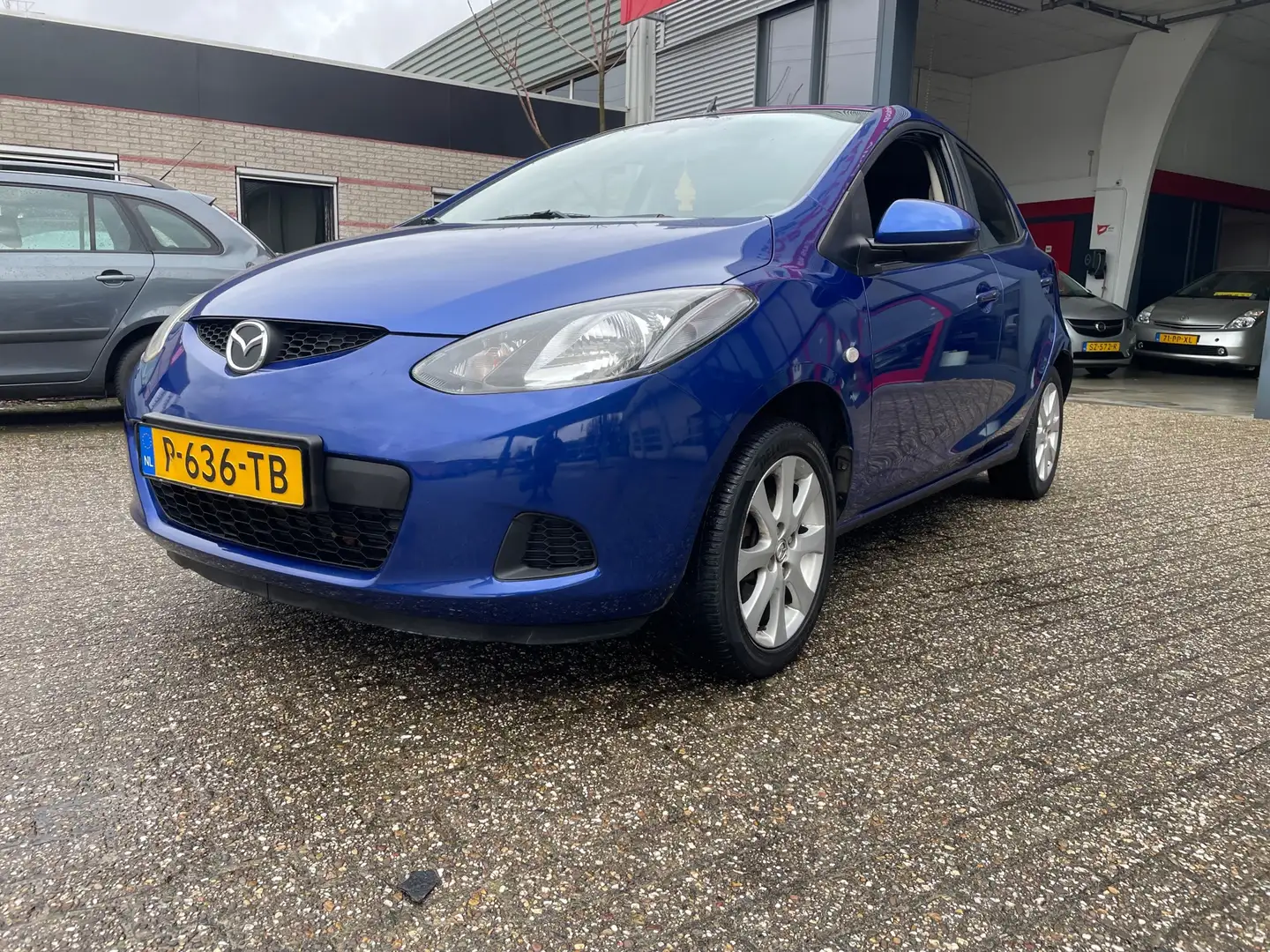 Mazda 2 1.3hp S-VT Touring Blau - 2