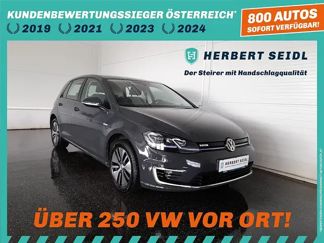 Volkswagen e-Golf 35,8kWh *LED / NAVI / PDC VO & HI / APP CONNECT...