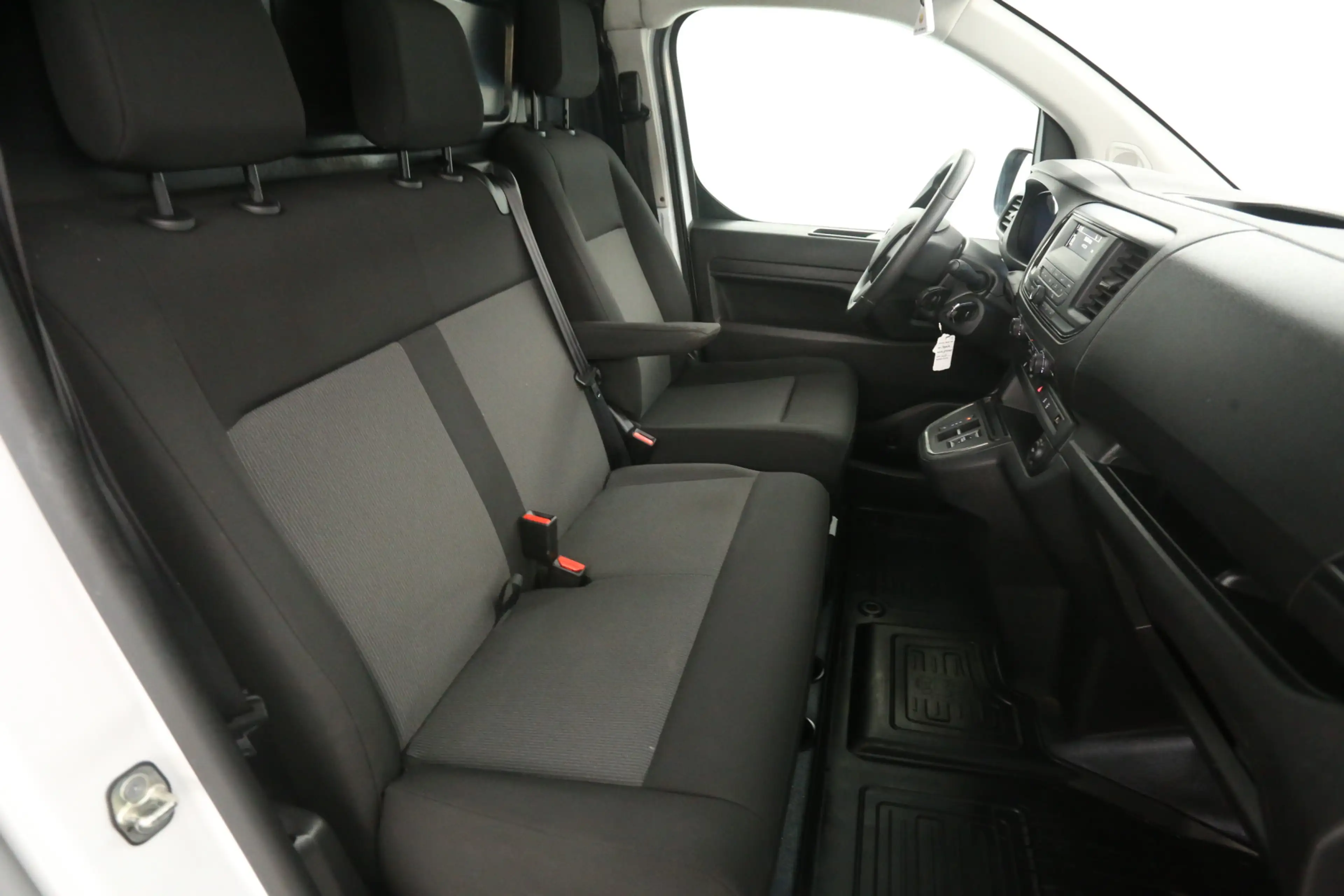 Peugeot e-Expert Toyota ProAce Electric Worker 50 kWh L2H1 | Snella — photo 12