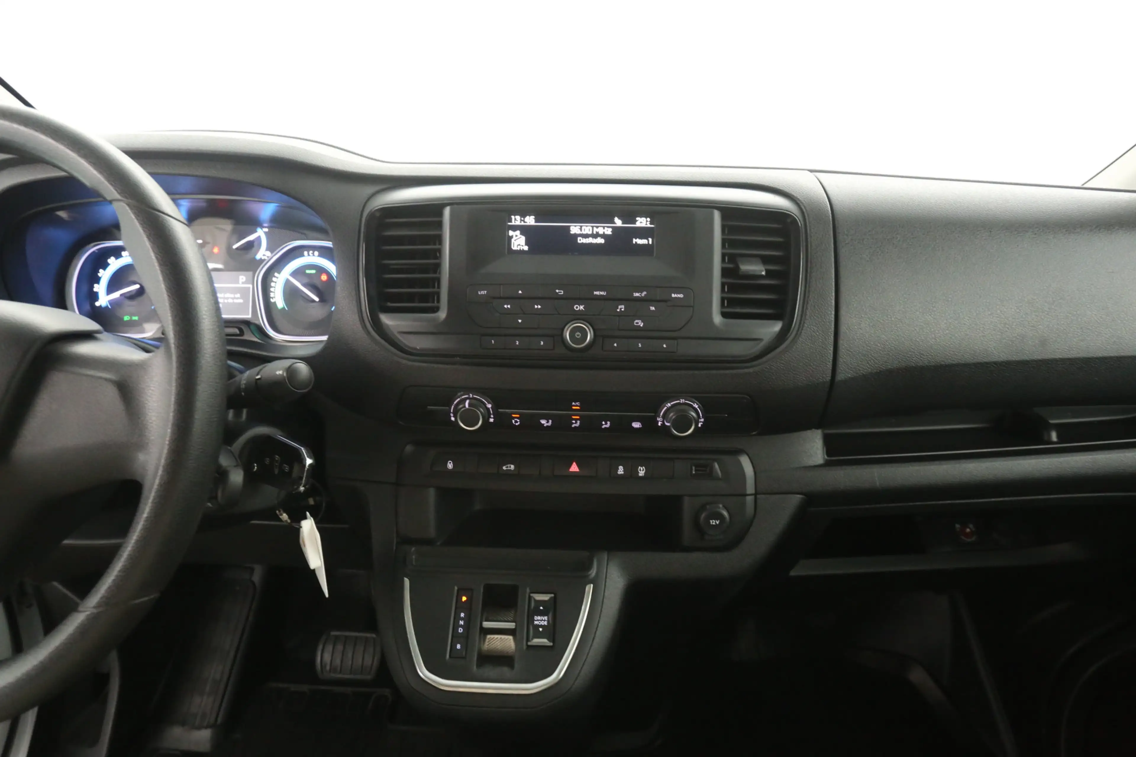 Peugeot e-Expert Toyota ProAce Electric Worker 50 kWh L2H1 | Snella — photo 13