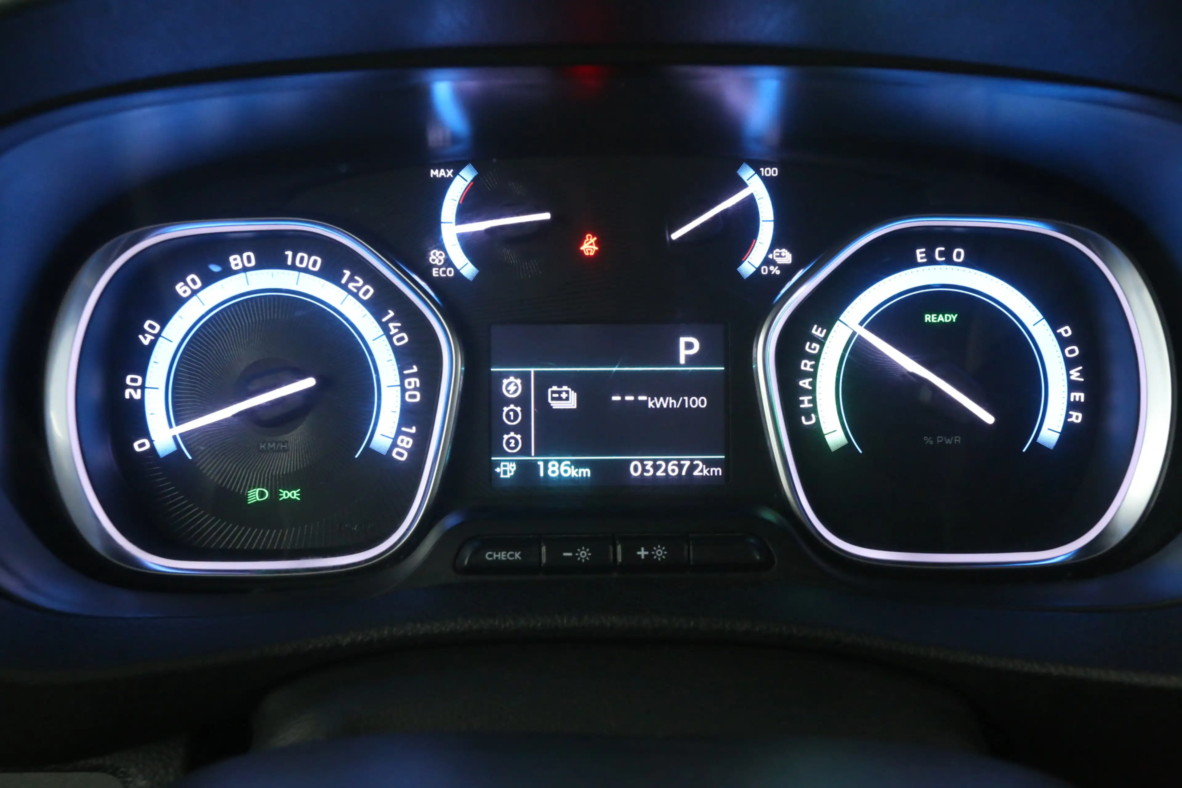 Peugeot e-Expert Toyota ProAce Electric Worker 50 kWh L2H1 | Snella — photo 14
