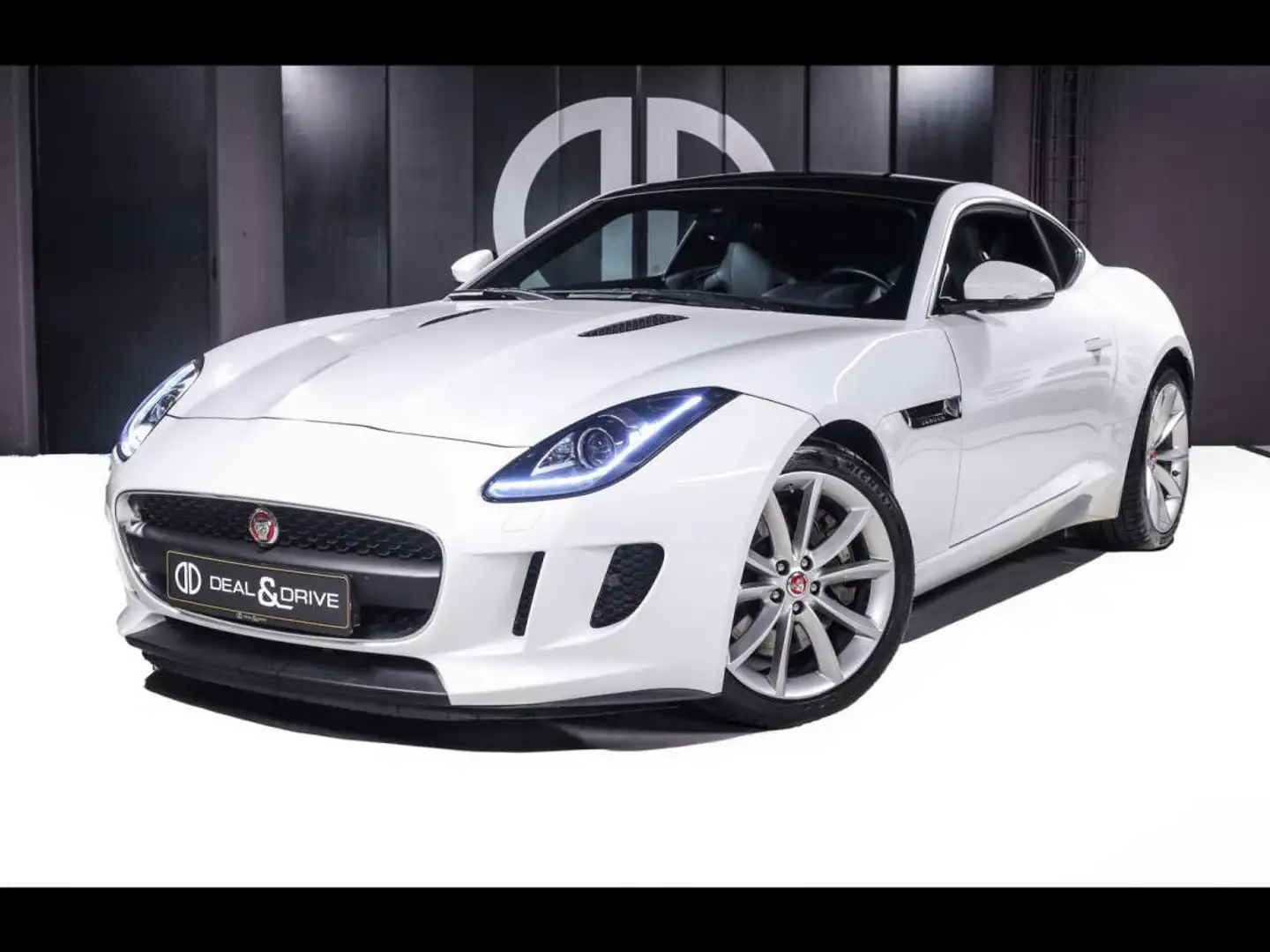 Jaguar F-Type P340 3.0 V6 COUPE RWDPERFORMANCE SEATSPANOKAM Wit - 1