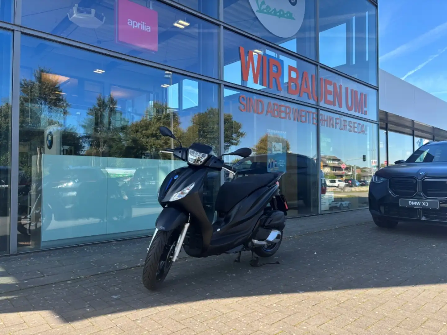 Piaggio Medley 125 Sport E5+ Black Schwarz - 1