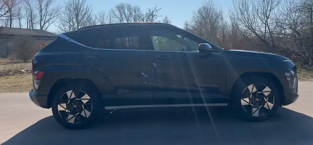 Hyundai Kona view 8