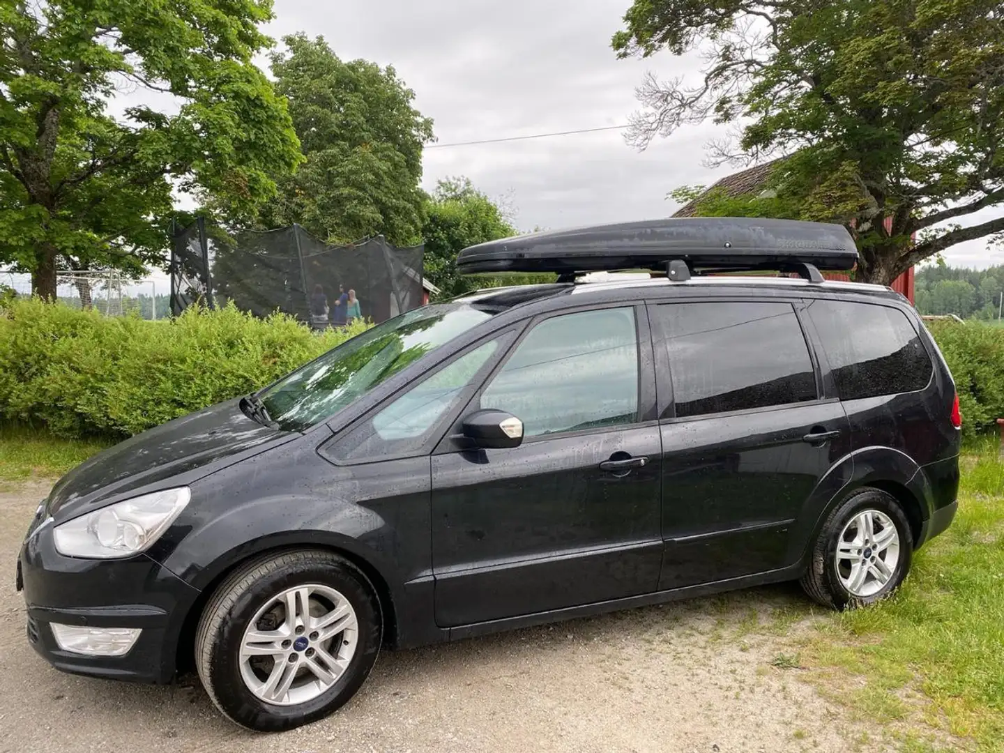 Ford Galaxy 2.0 TDCi DPF Aut. Champions Edition Černá - 1