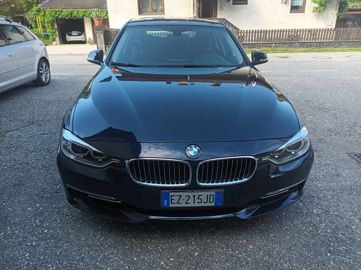 BMW 330 330xd Gran Turismo Luxury Modrá - 1