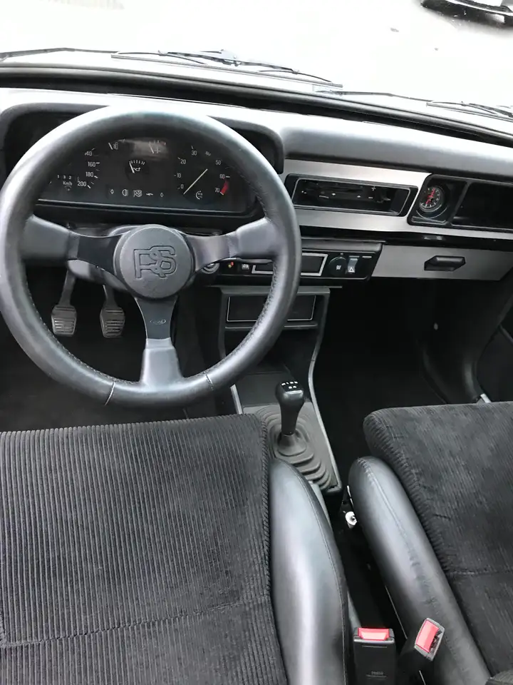 Ford Escort RS 2000, foto 6