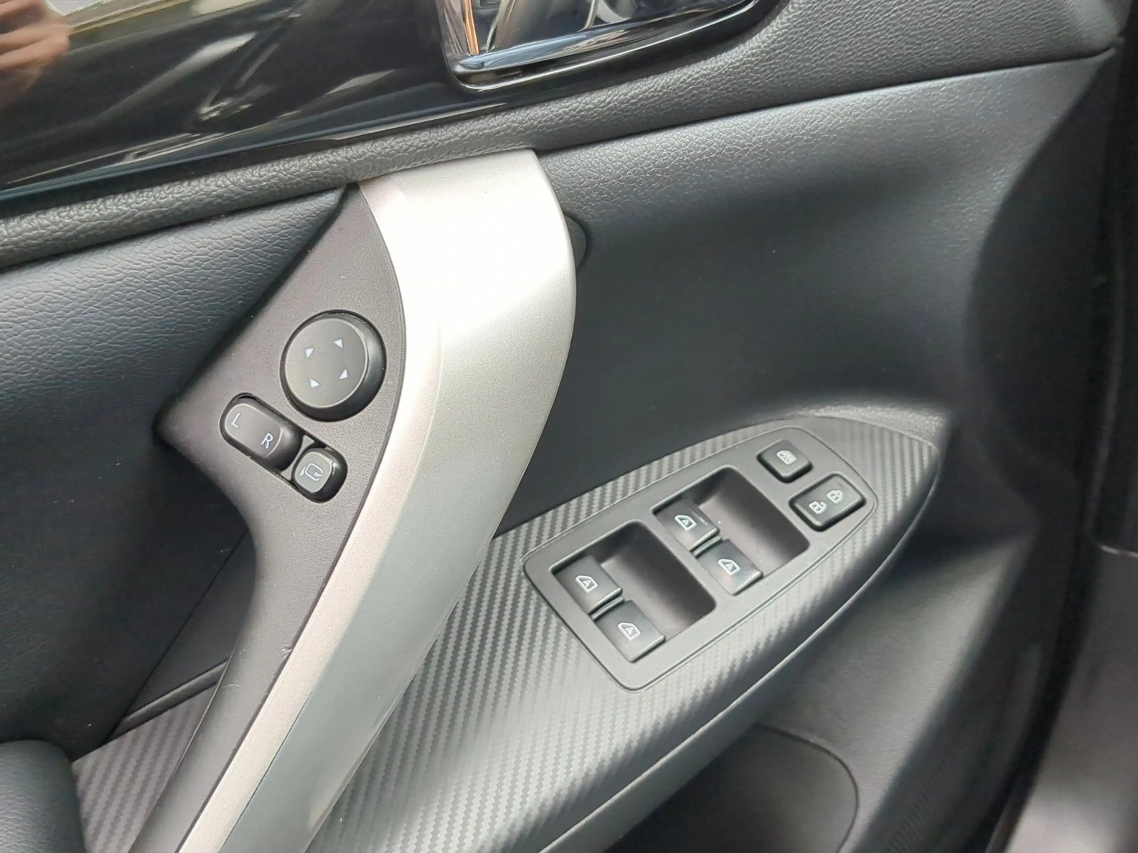 Mitsubishi Eclipse Cross TOP Hybrid 4WD HEAD UP 360° LED — photo 19