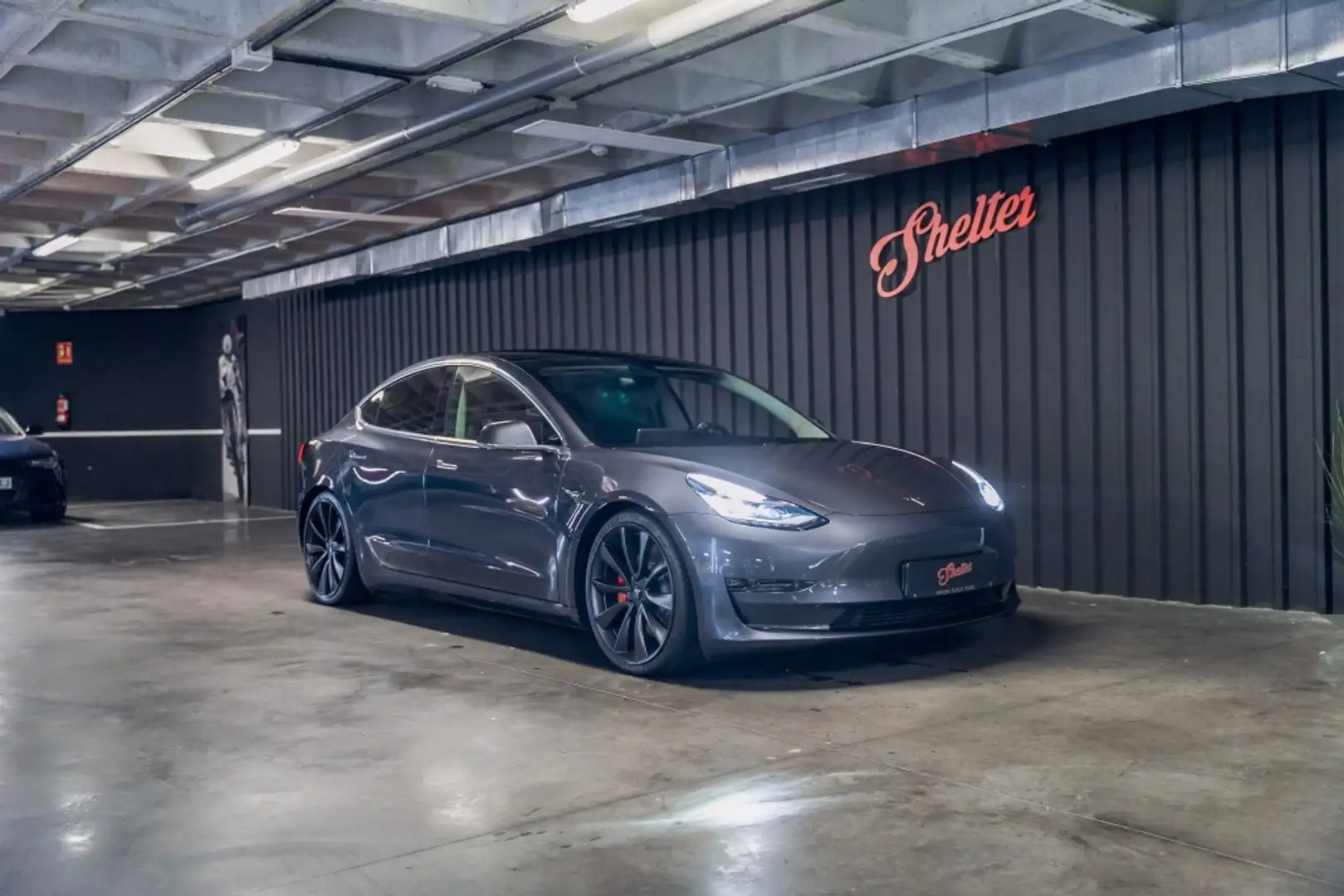 Tesla Model 3 Long-Range Dual Motor Performance AWD Gris - 1
