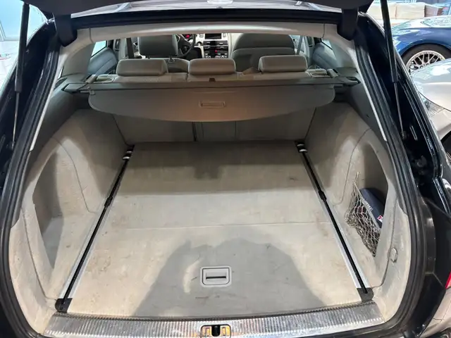 Audi A6 view 10