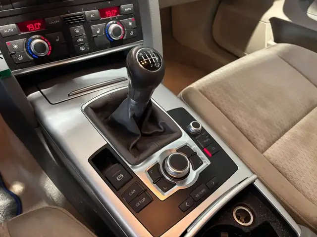 Audi A6 view 19