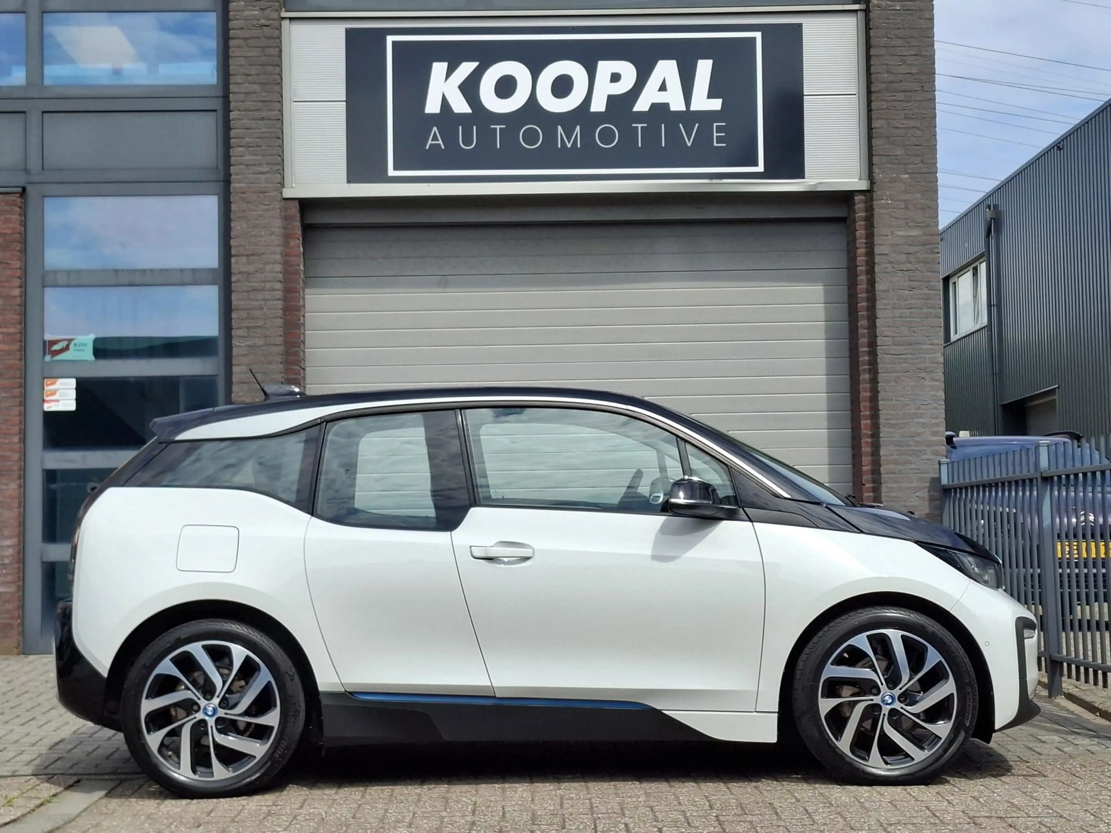 BMW i3 iPerformance 94Ah 33 kWh | LED | Dealer Onderhoude — photo 11