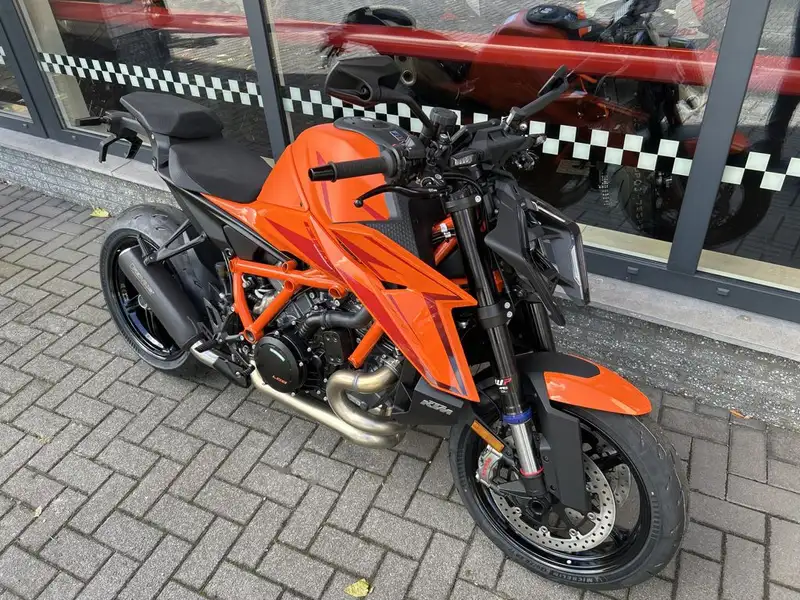 KTM 1390 Super Duke R EVO - foto 2