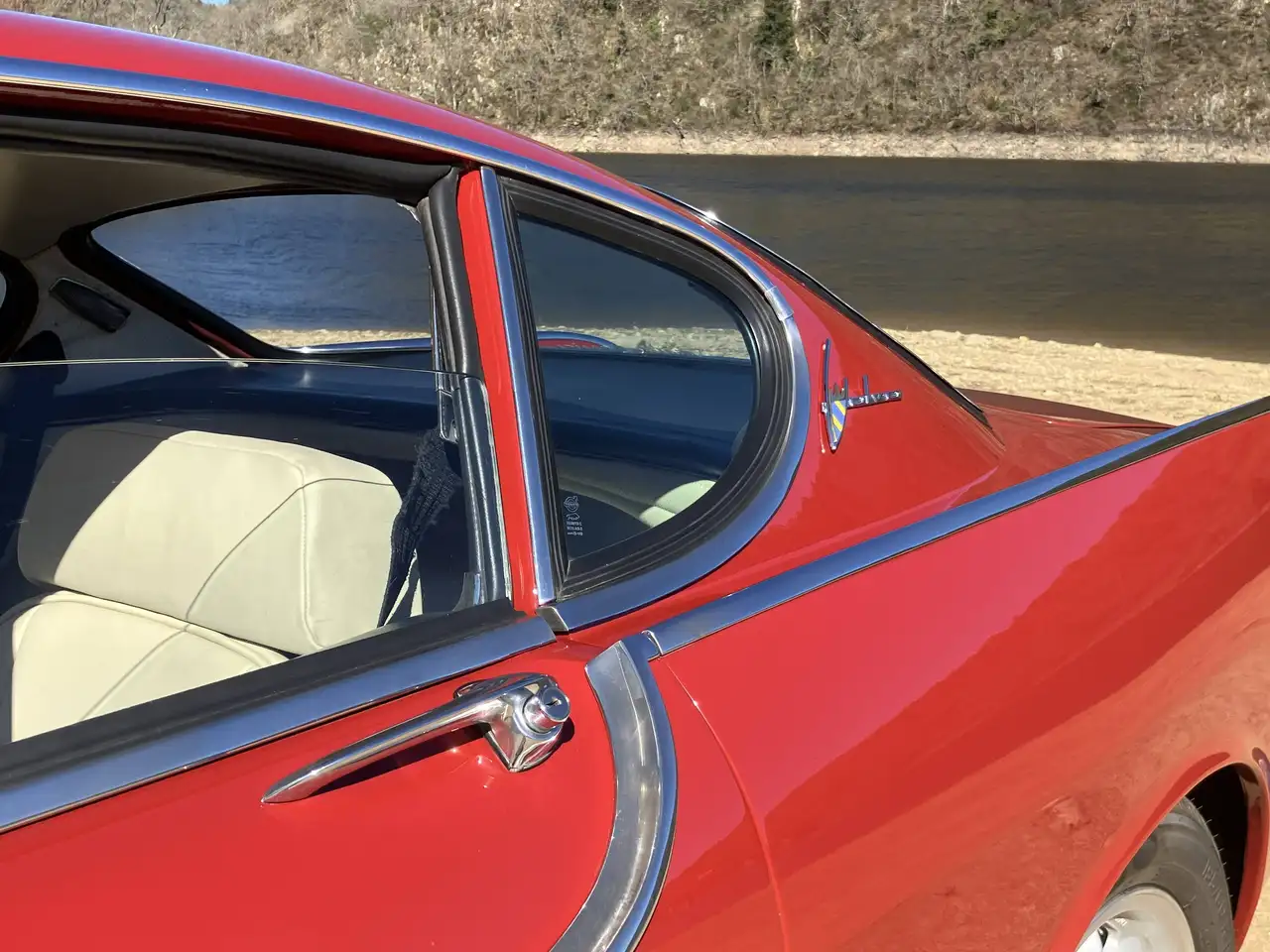 Volvo P1800 Jensen, foto 4