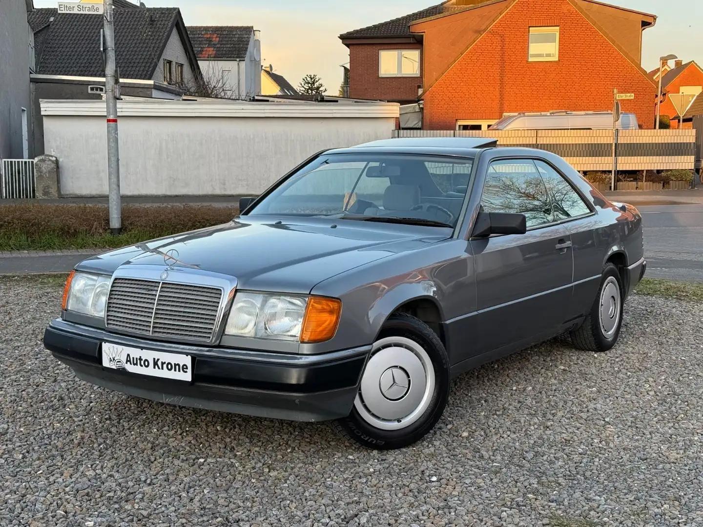 Mercedes-Benz CE 230 W124 Coupé Aut. TÜV-11/26 H-Kennzeichen Gris - 1
