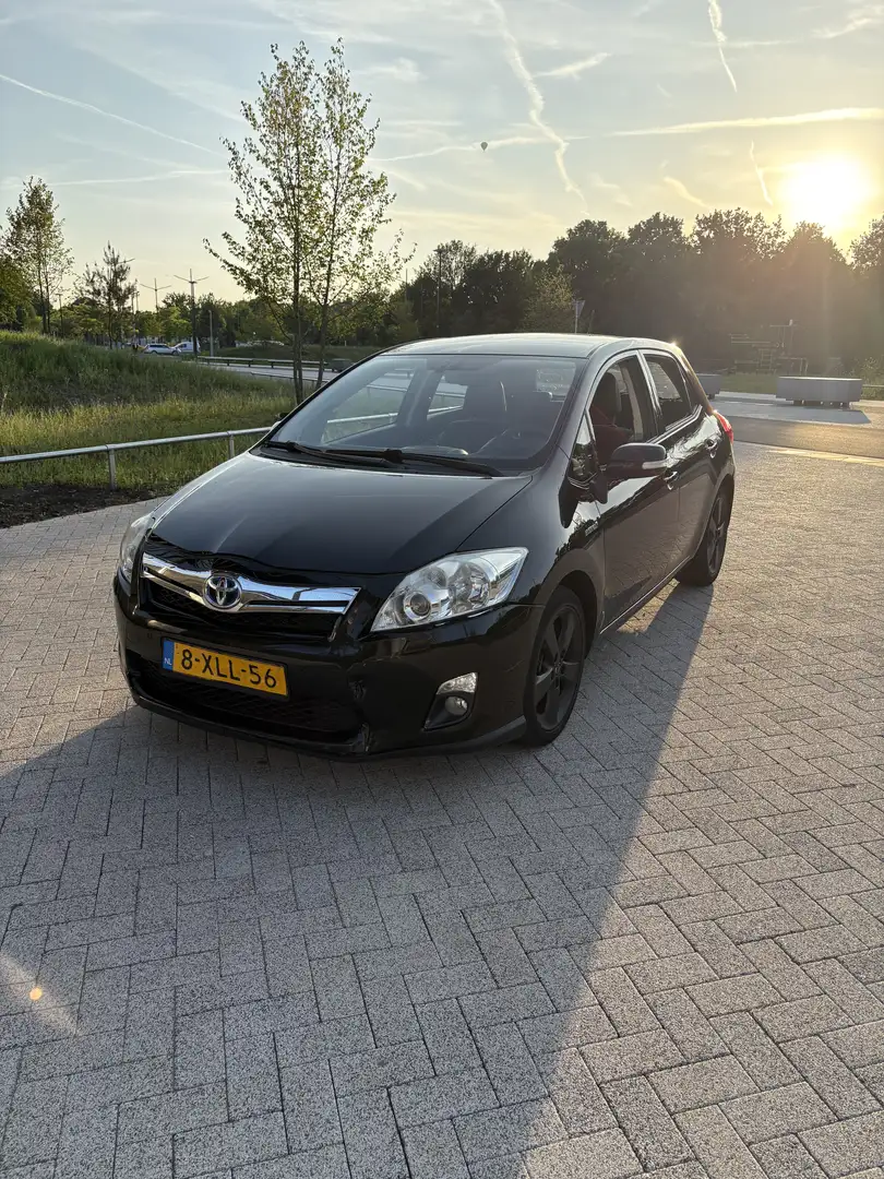 Toyota Auris 1.8 Full Hybrid Asp. Zwart - 2