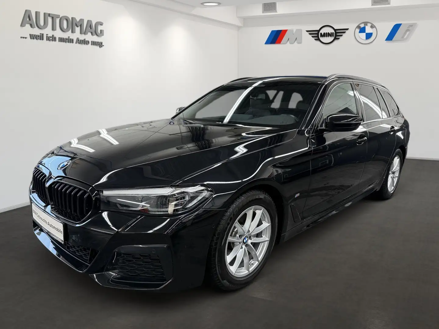 BMW 520 d xDrive M-Sport*Live Cockpit Prof*Drive Assist* P Schwarz - 1