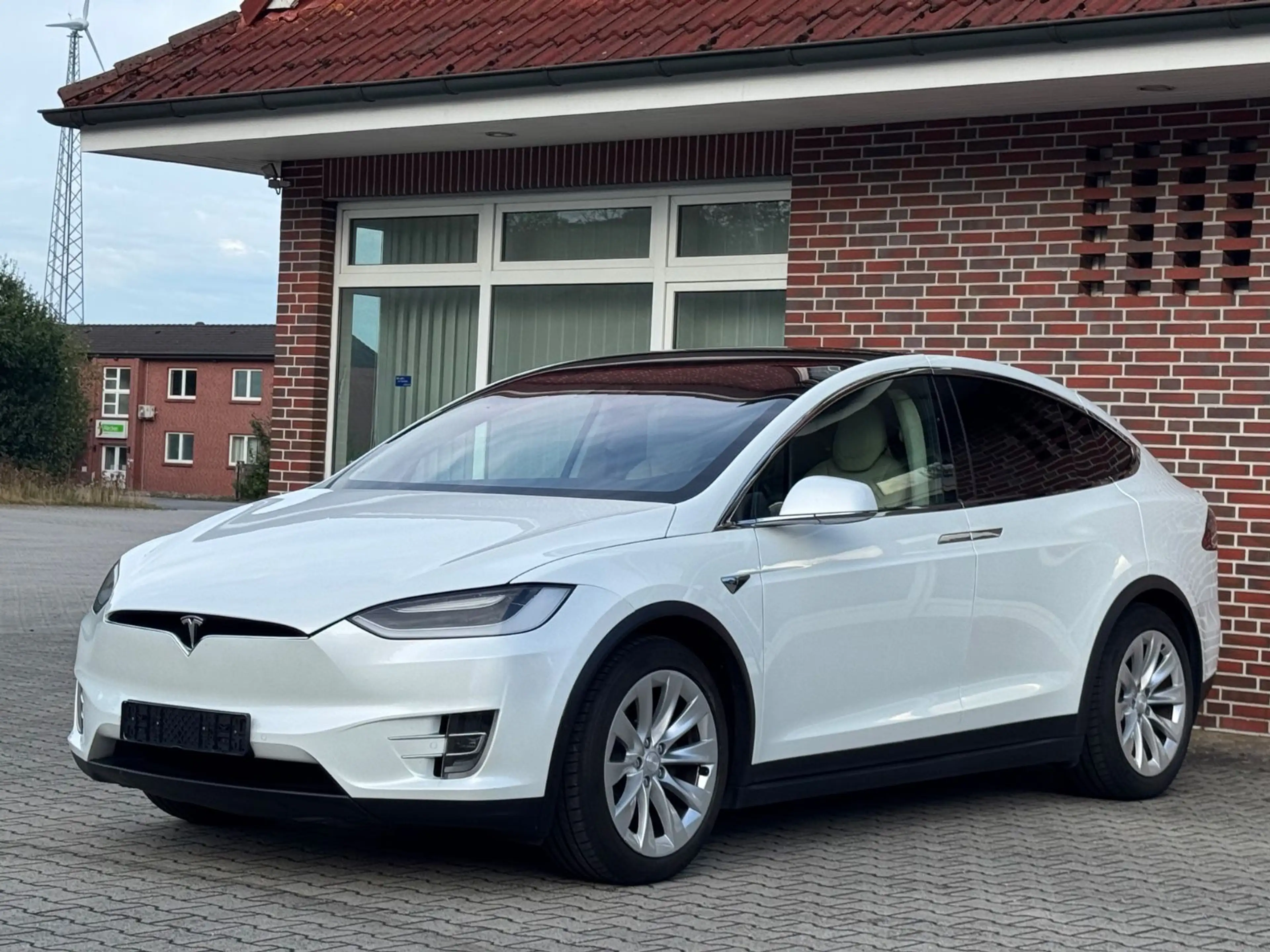 Tesla Model X 75D* HW3*FSD/FULL SELF-DRIVING*PREMIUM* — photo 8