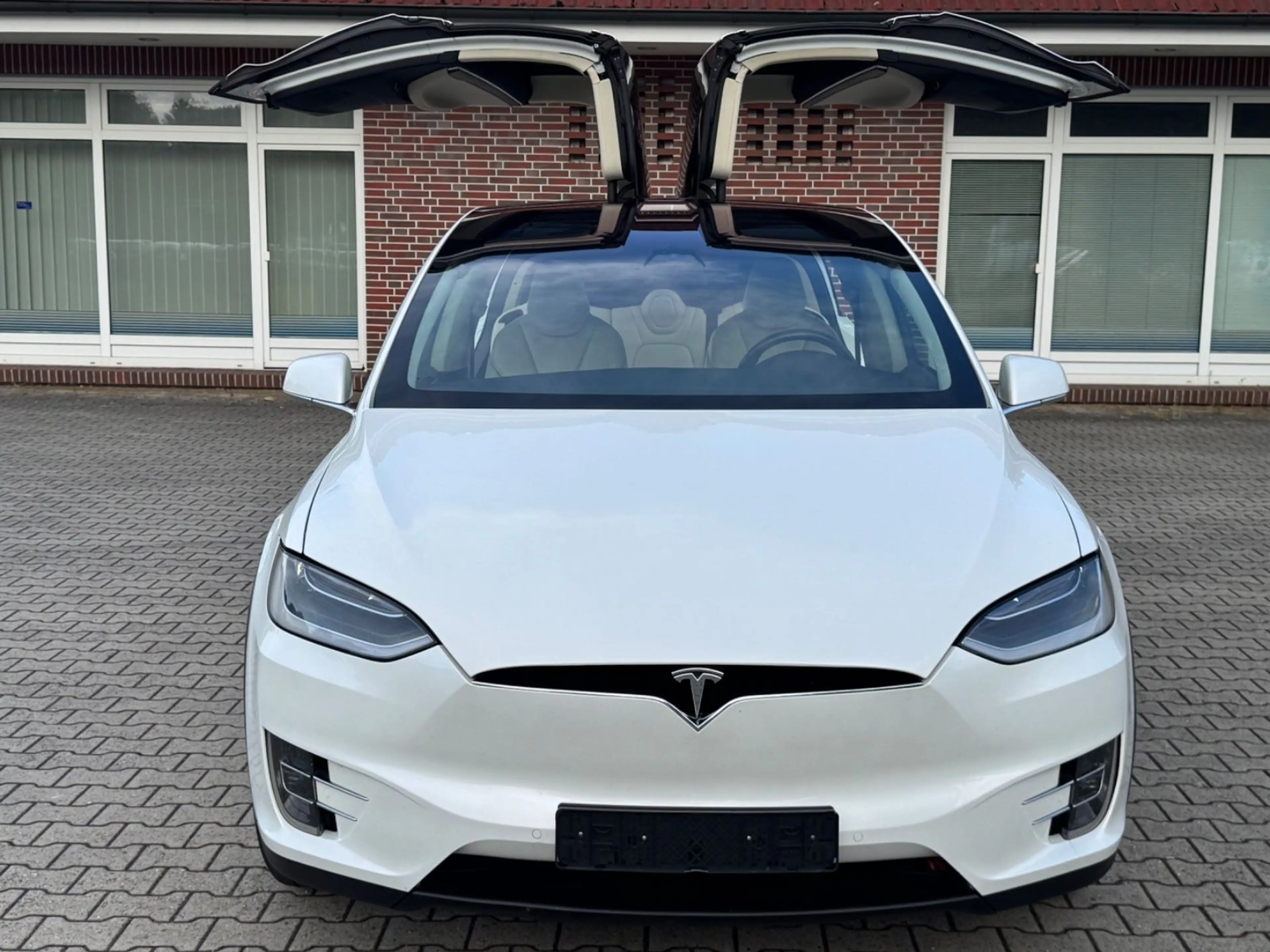 Tesla Model X 75D* HW3*FSD/FULL SELF-DRIVING*PREMIUM* — photo 12