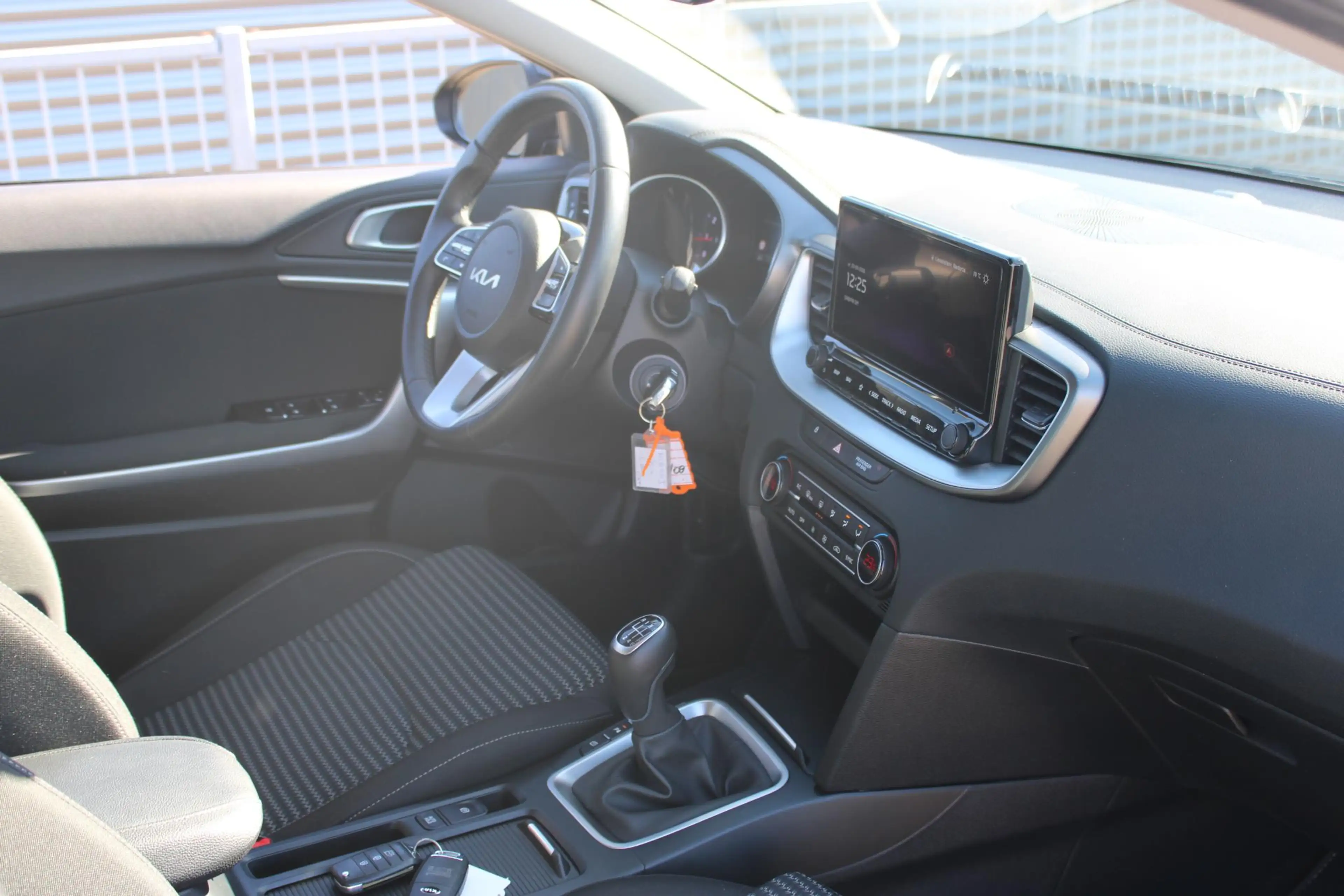 Kia Ceed SW / cee'd SW Sportswagon 1.5 T-GDi DynamicLine carmera / naviga — photo 9