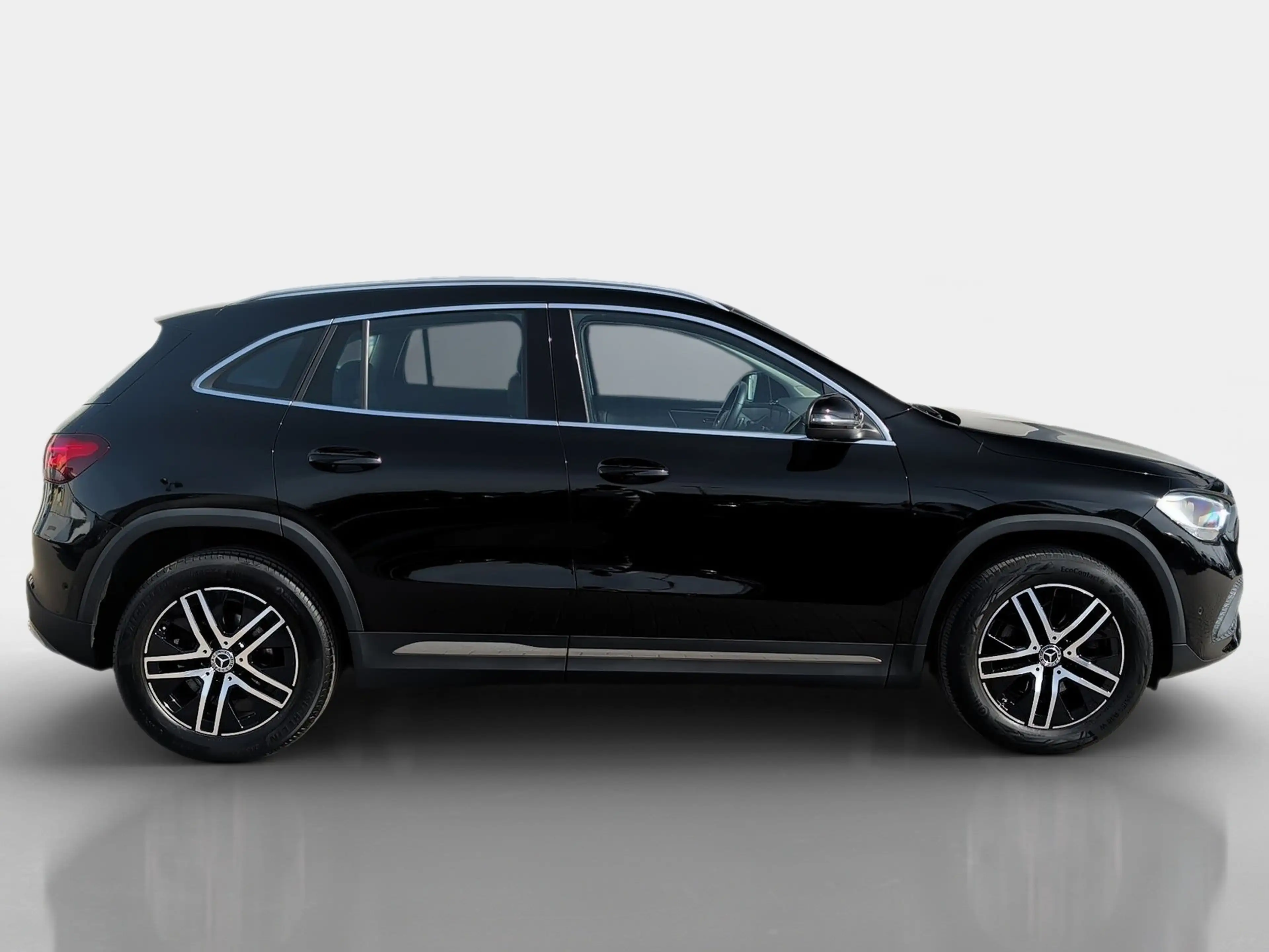 Mercedes-Benz GLA 200 Prog Navi+Kamera+LED+Sound+Totwinkel — photo 7