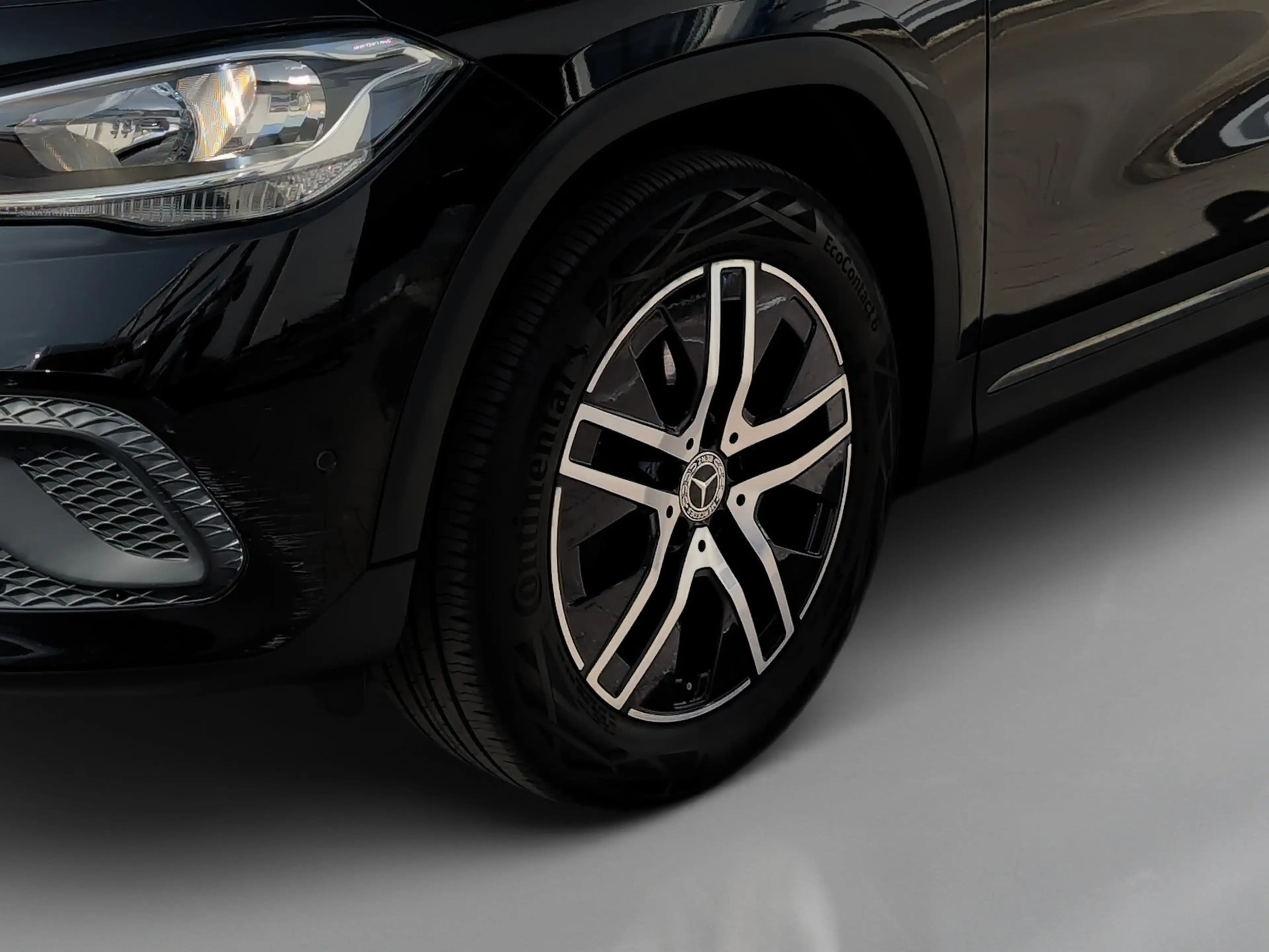 Mercedes-Benz GLA 200 Prog Navi+Kamera+LED+Sound+Totwinkel — photo 10
