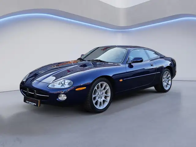 Jaguar XK8 4.2 V8 Coupé in zeer nette staat/lage km stand!/El