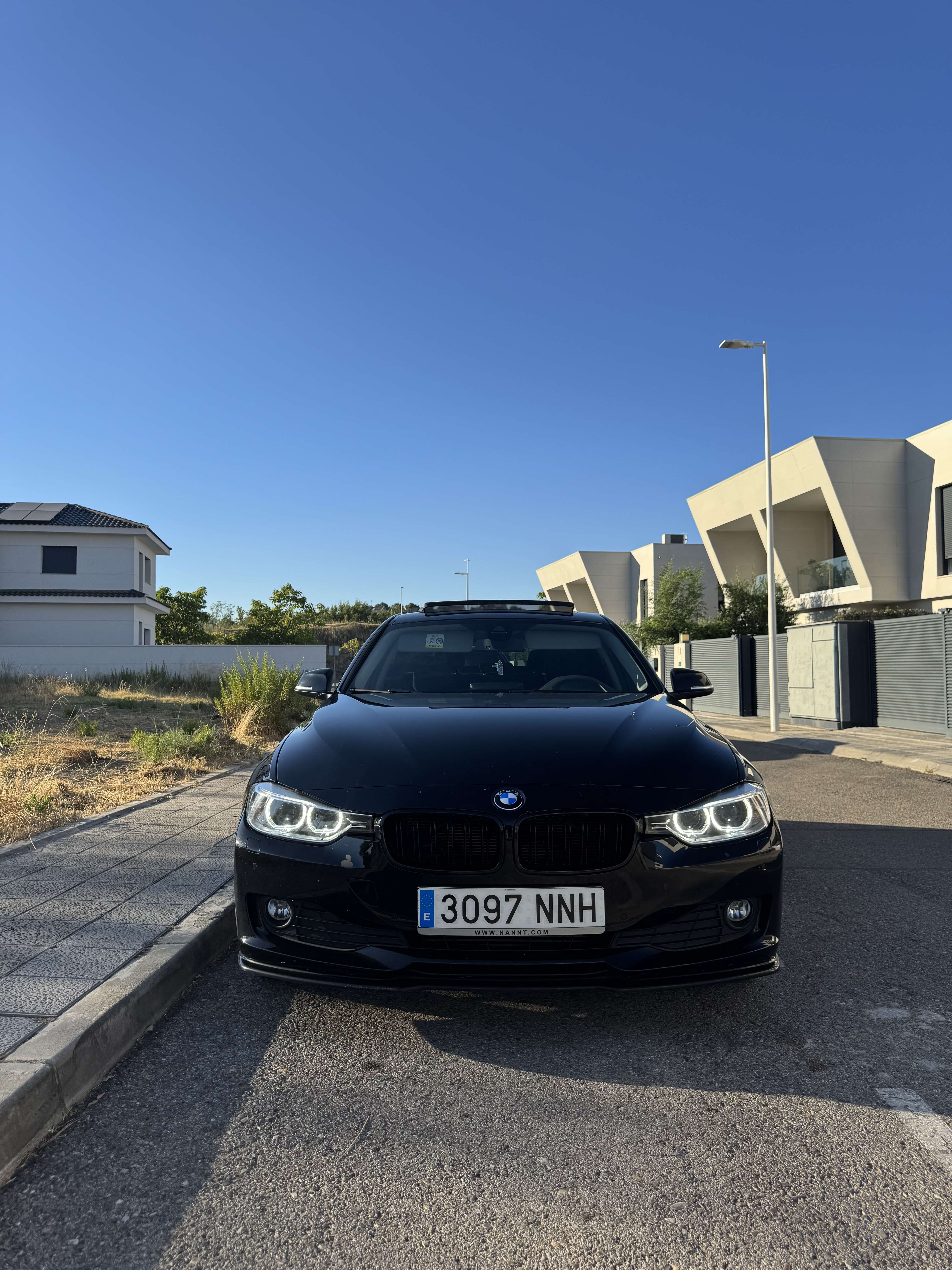 BMW 320 320dA Touring Sport - foto 1