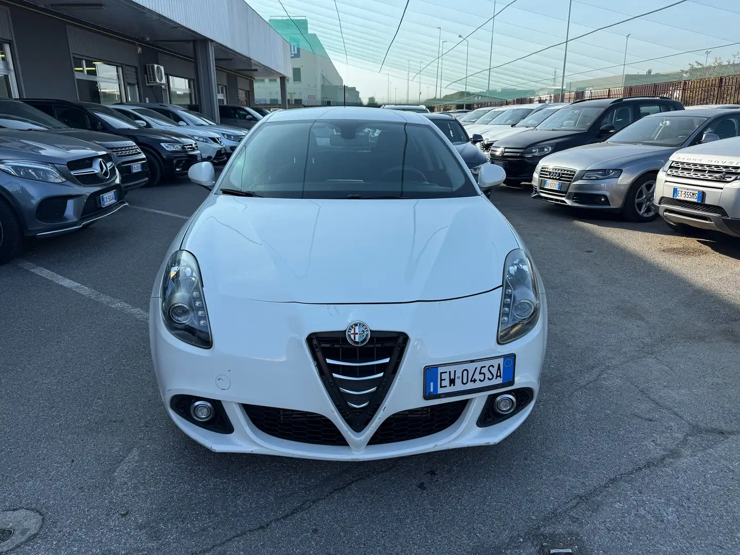 Alfa Romeo Giulietta Giulietta 1.6 jtdm Weiß - 2