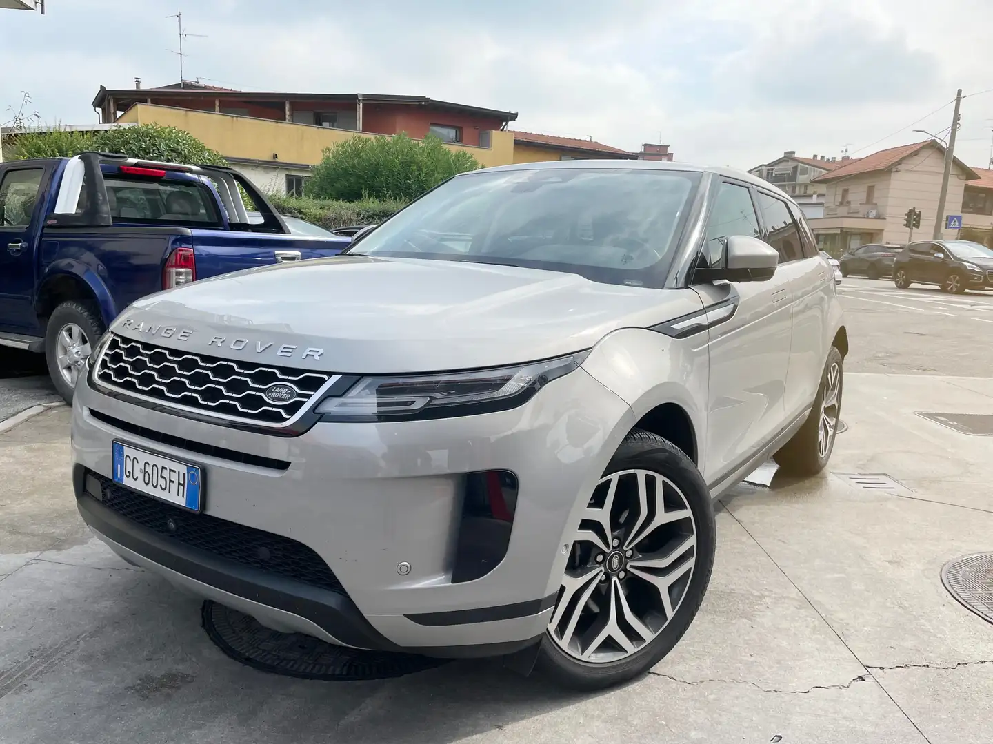 Land Rover Range Rover Evoque 1.5 i3 P300e phev 309CV AWD auto SE Argento - 1