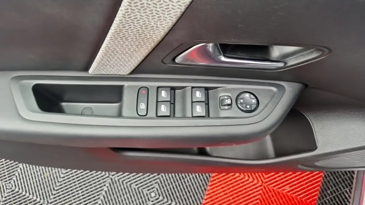 Citroen C4 Berline — photo 17