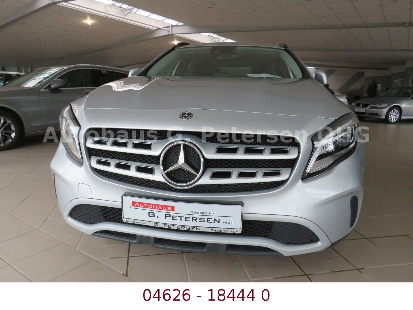 Mercedes-Benz GLA 220 CDI*7G DCT*LED*Fernlicht*Kamera*Leder* Plateado - 2